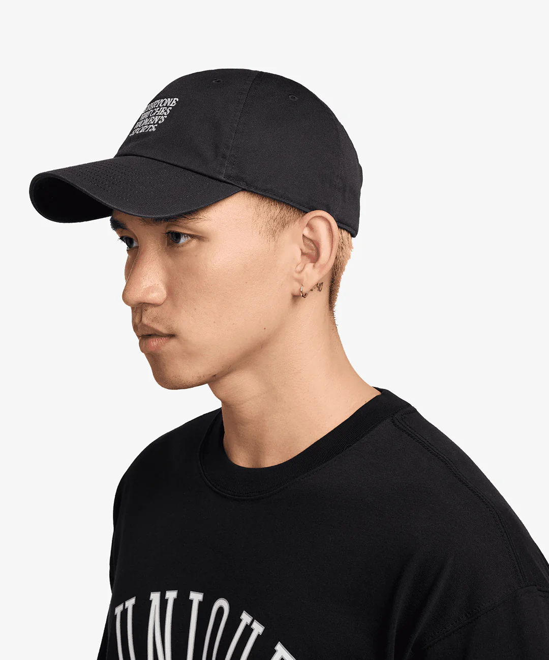 NIKE | EVERYONE WATCHES SPORTS™ { OFF NOIR - Image 3