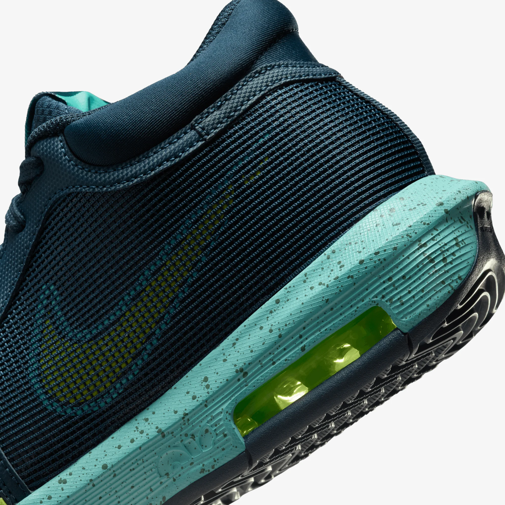 Nike | LEBRON WITNESS 8 EP { ARMORY NAVY/CYBER-GREEN FROST-BICOASTAL - Image 6