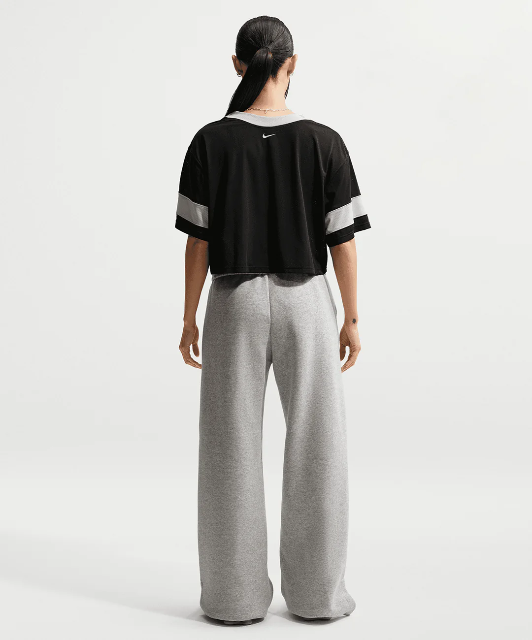 NIKE | SPORTSWEAR OVERSIZED CROPPED JERSEY { BLACK LIGHT SMOKE - Image 5