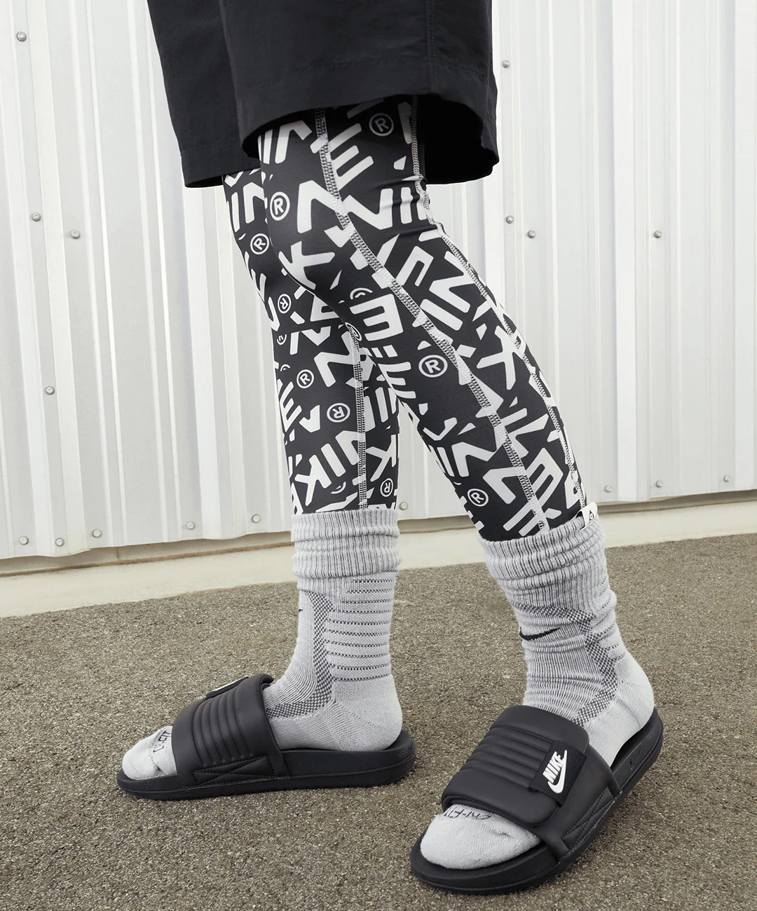 Nike | OFFCOURT ADJUST { BLACK/BLACK/WHITE - Image 6