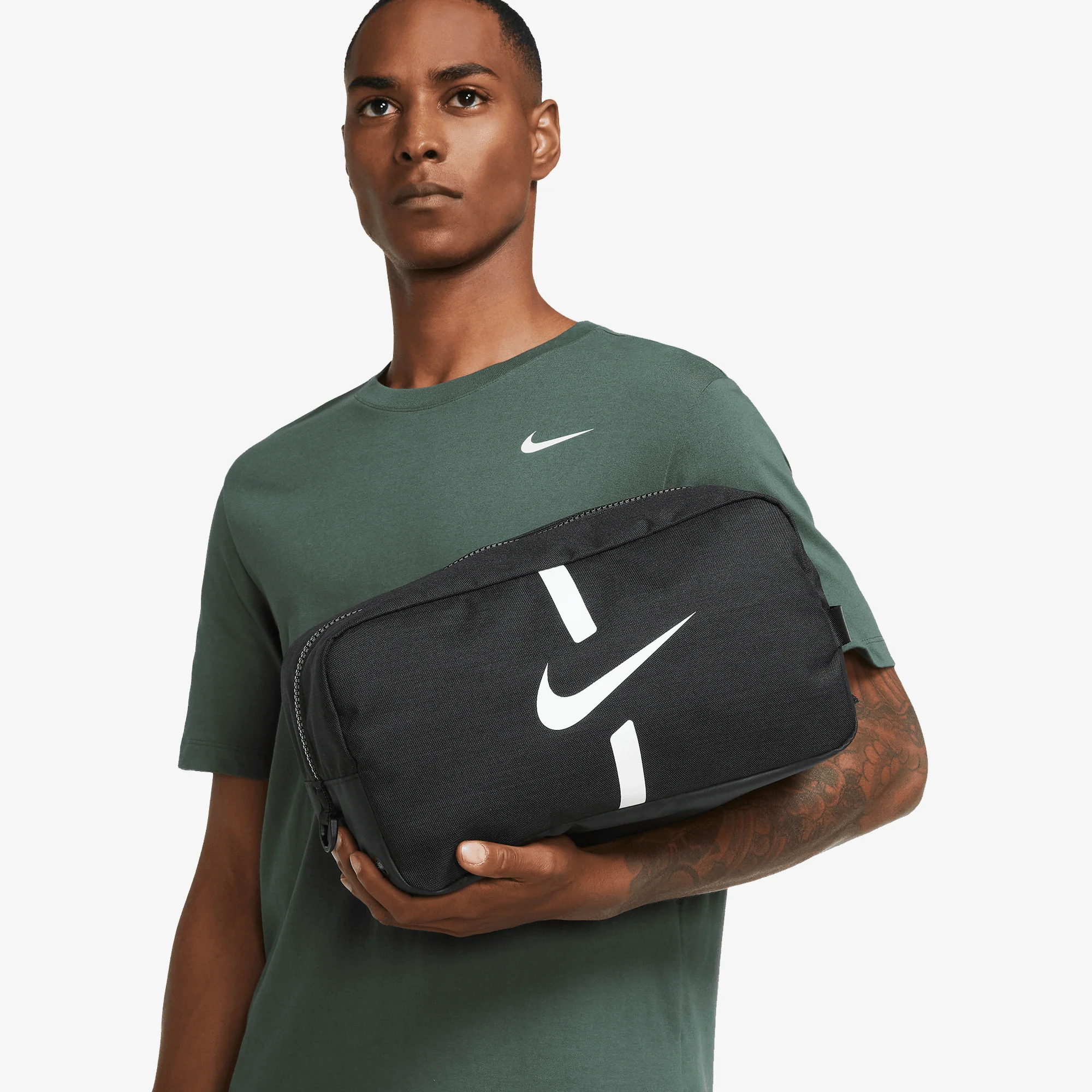 NIKE | SOCCER SHOE BAG { BLACK/BLACK/WHITE - Image 2