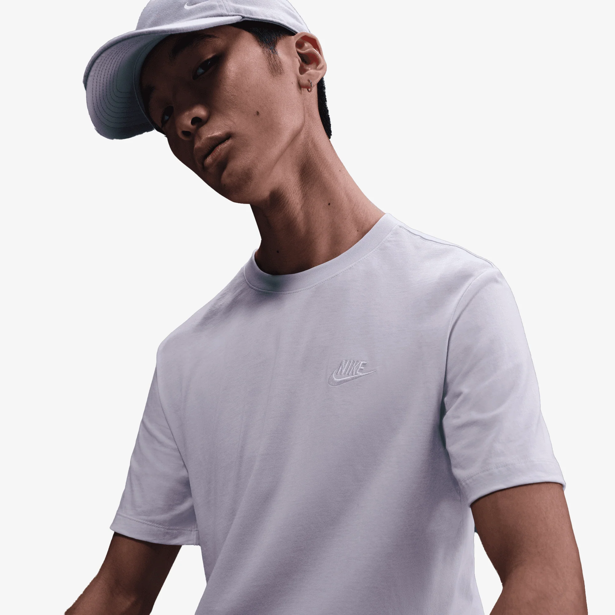 NIKE | SPORTSWEAR CLUB T-SHIRT { PURPLE - Image 3