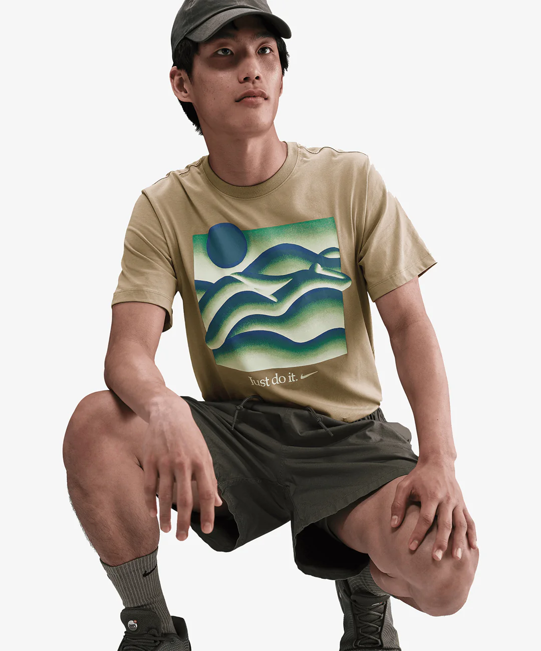 NIKE | SPORTSWEAR T-SHIRT { PARACHUTE BEIGE - Image 3