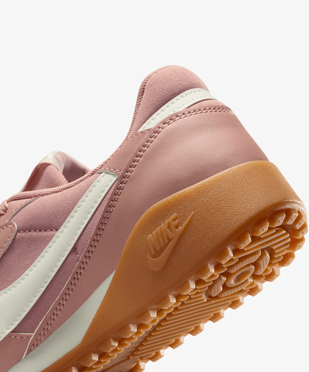 NIKE | TERRA MANTA { PARTICLE PINK/SAIL-GUM LIGHT BROWN - Image 6