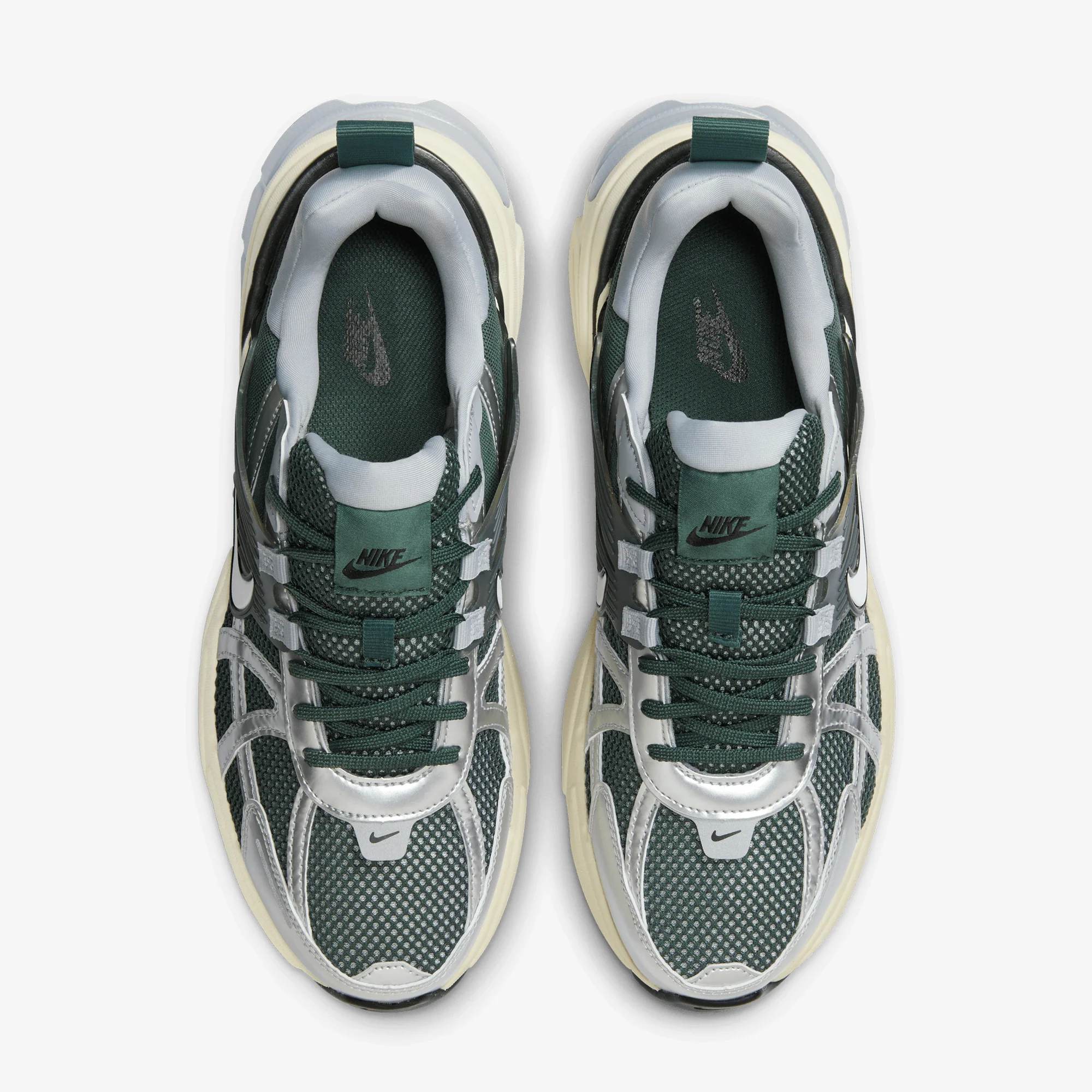 Nike | V2K RUN { VINTAGE GREEN/VINTAGE GREEN - Image 2