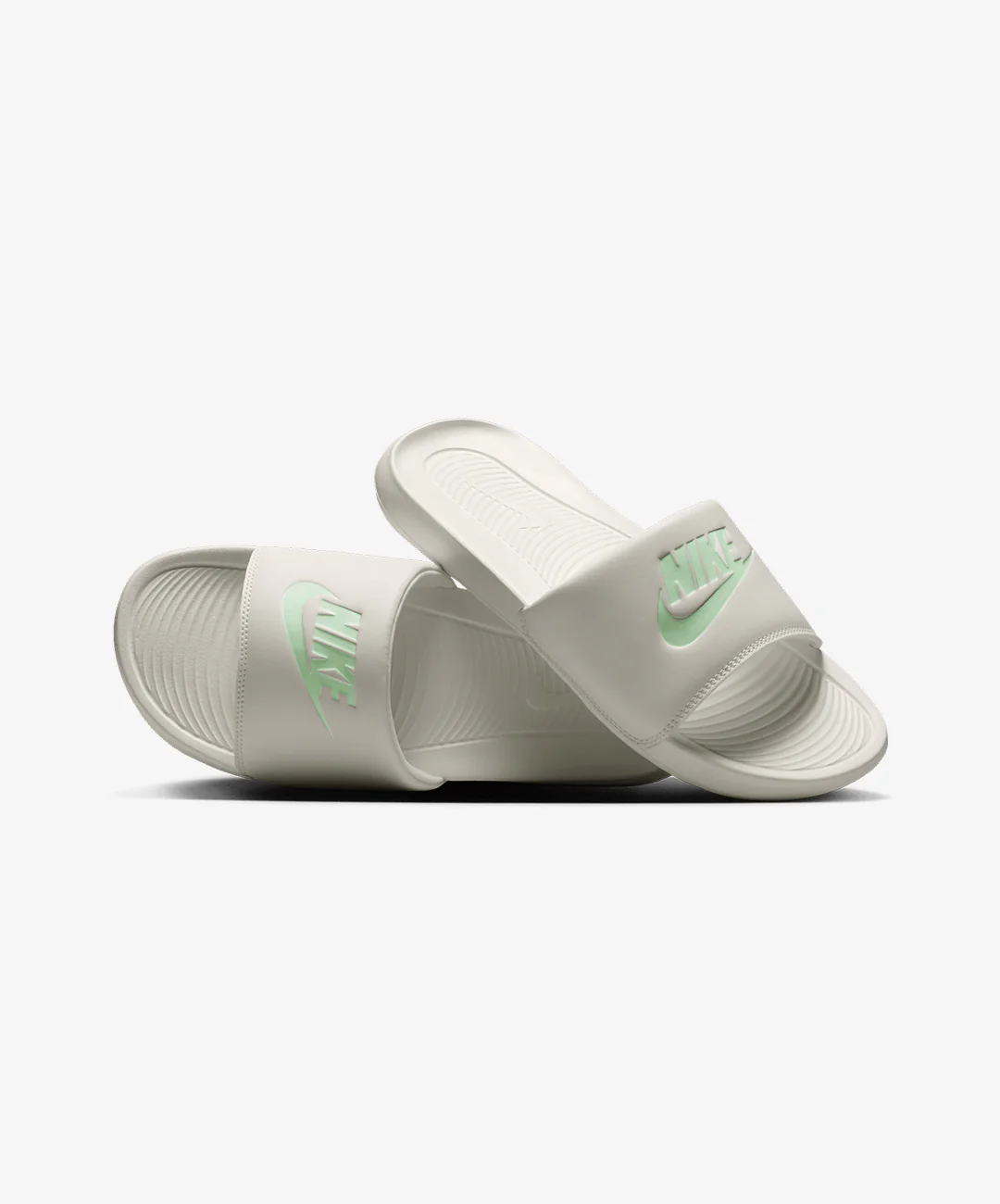 NIKE | VICTORI ONE { SAIL/CUCUMBER CALM - Image 3