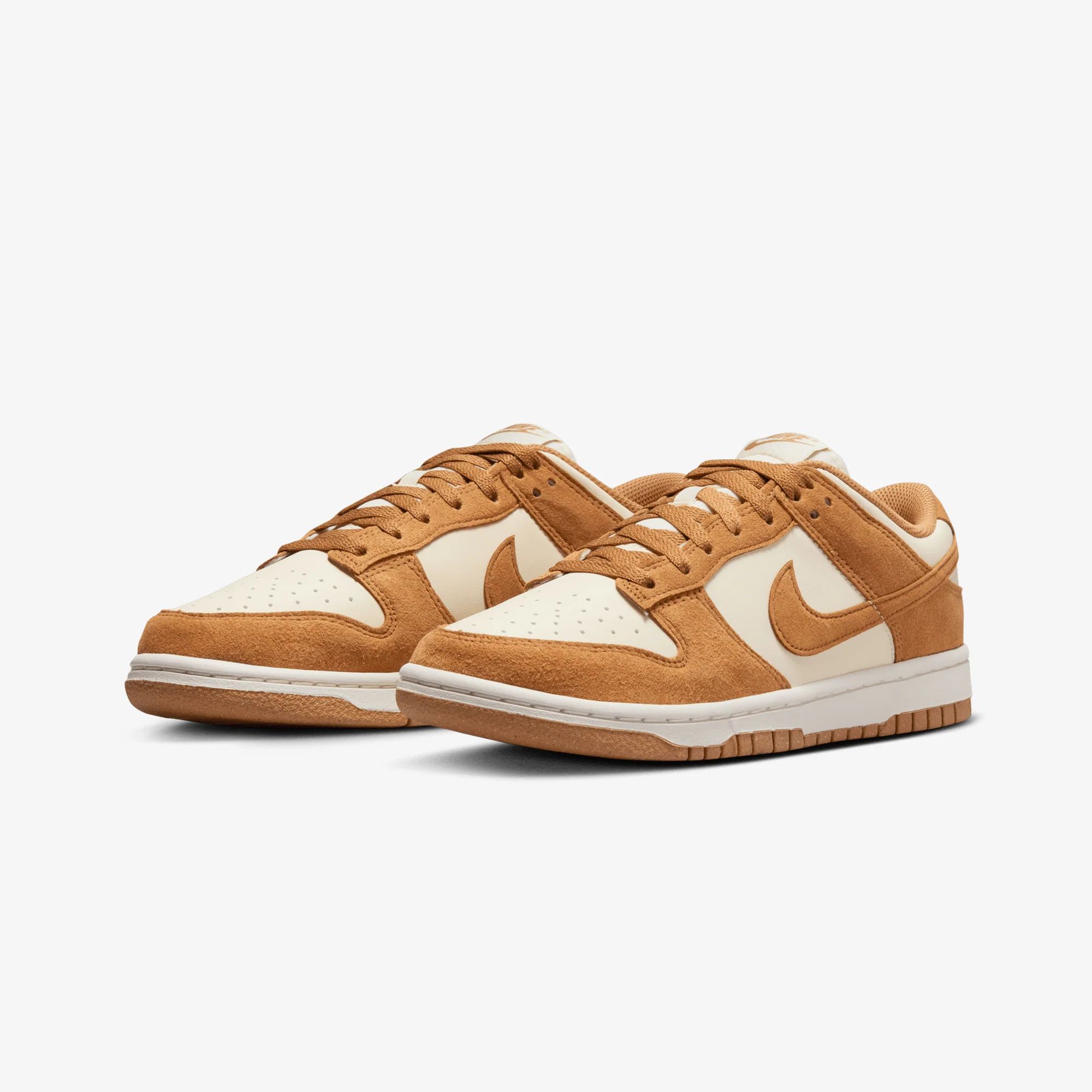 NIKE | DUNK LOW { COCONUT MILK/FLAX-SAIL - Image 3