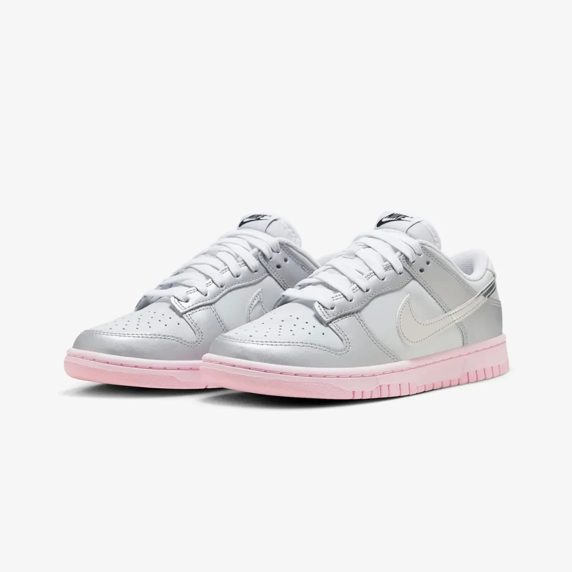 NIKE | DUNK LOW LX { PHOTON DUST/METALLIC SILVER-PINK FOAM - Image 2