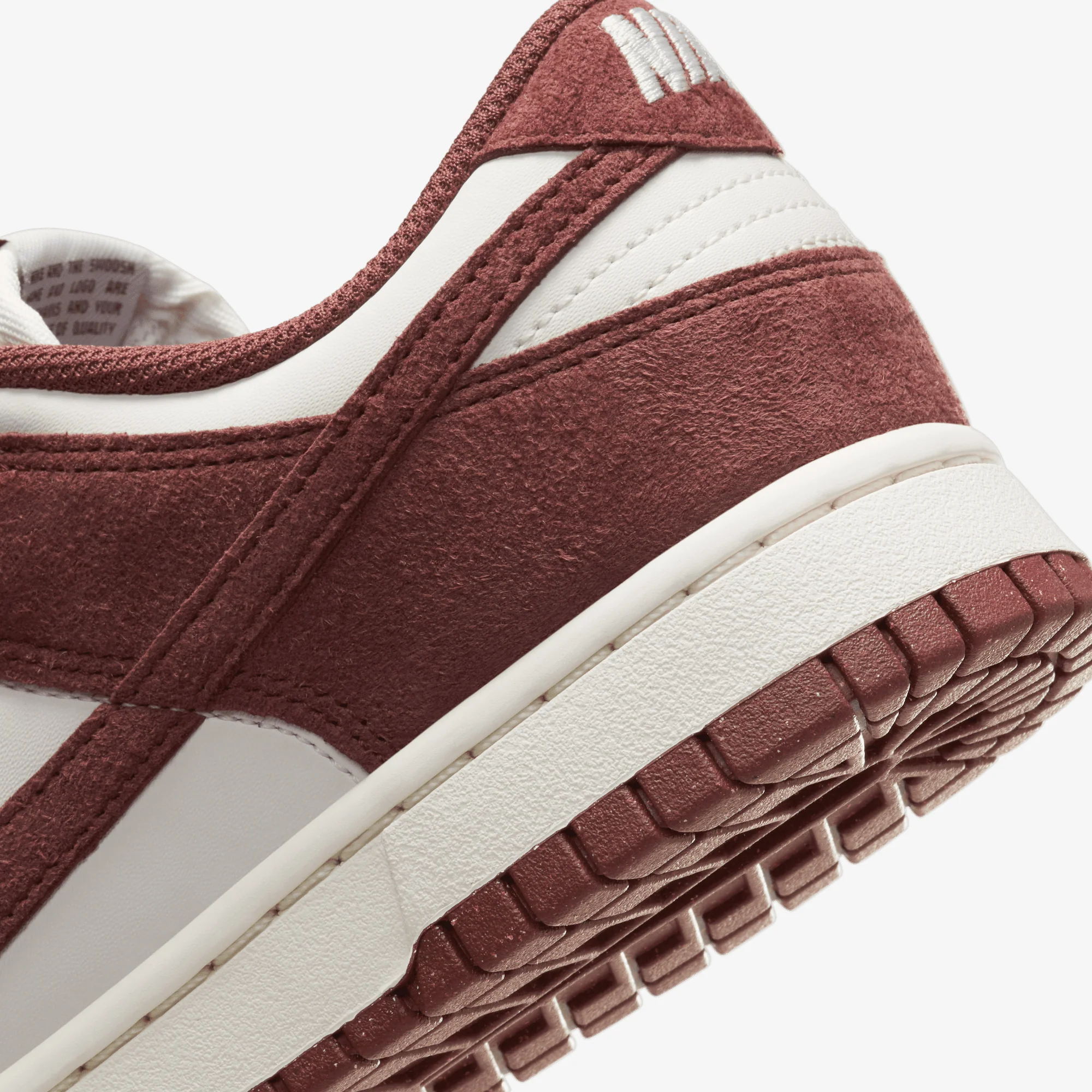 NIKE | DUNK LOW { PHANTOM/RED SEPIA-SAIL-WHITE - Image 6