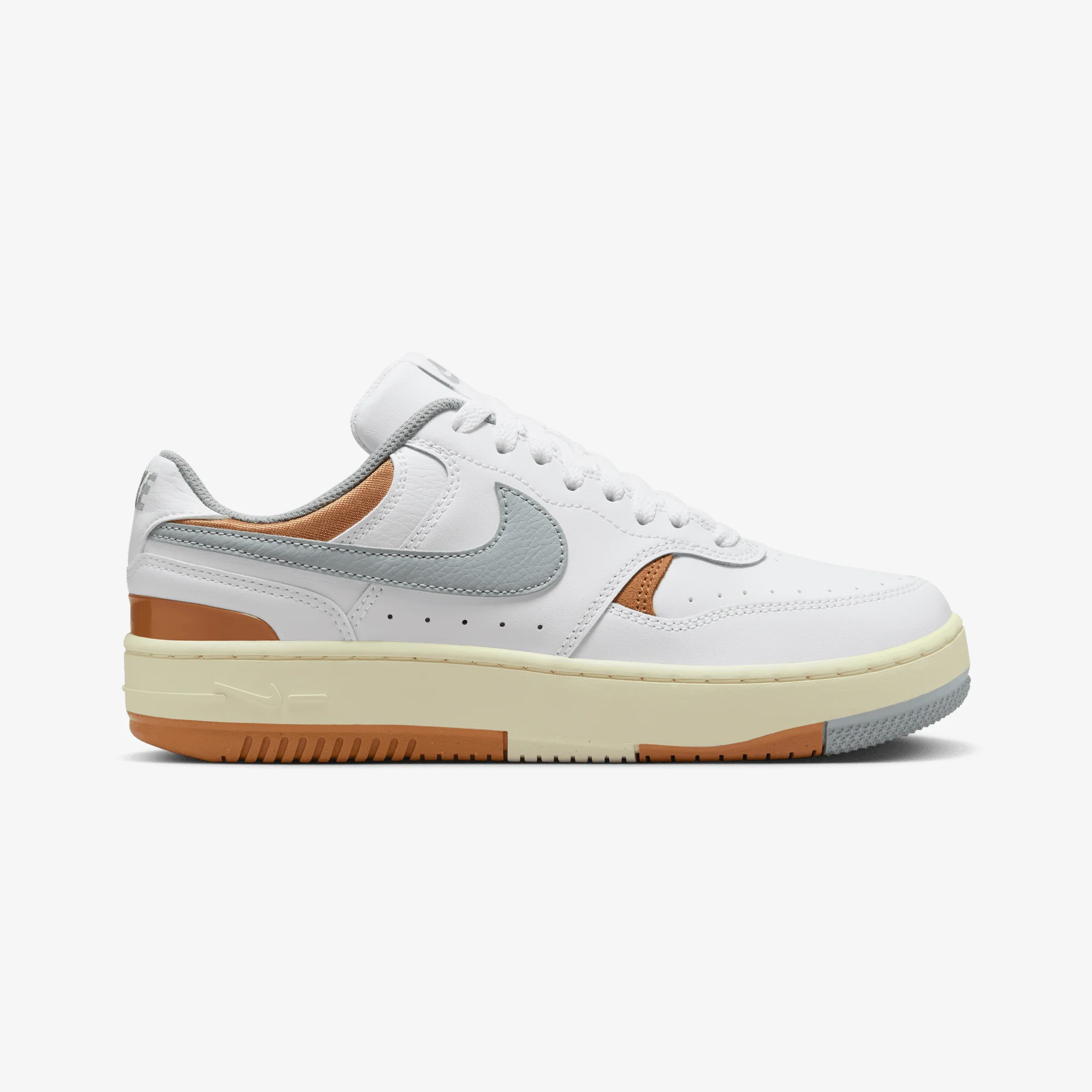 NIKE | GAMMA FORCE { WHITE/LIGHT PUMICE-FLAX-COCONUT MILK