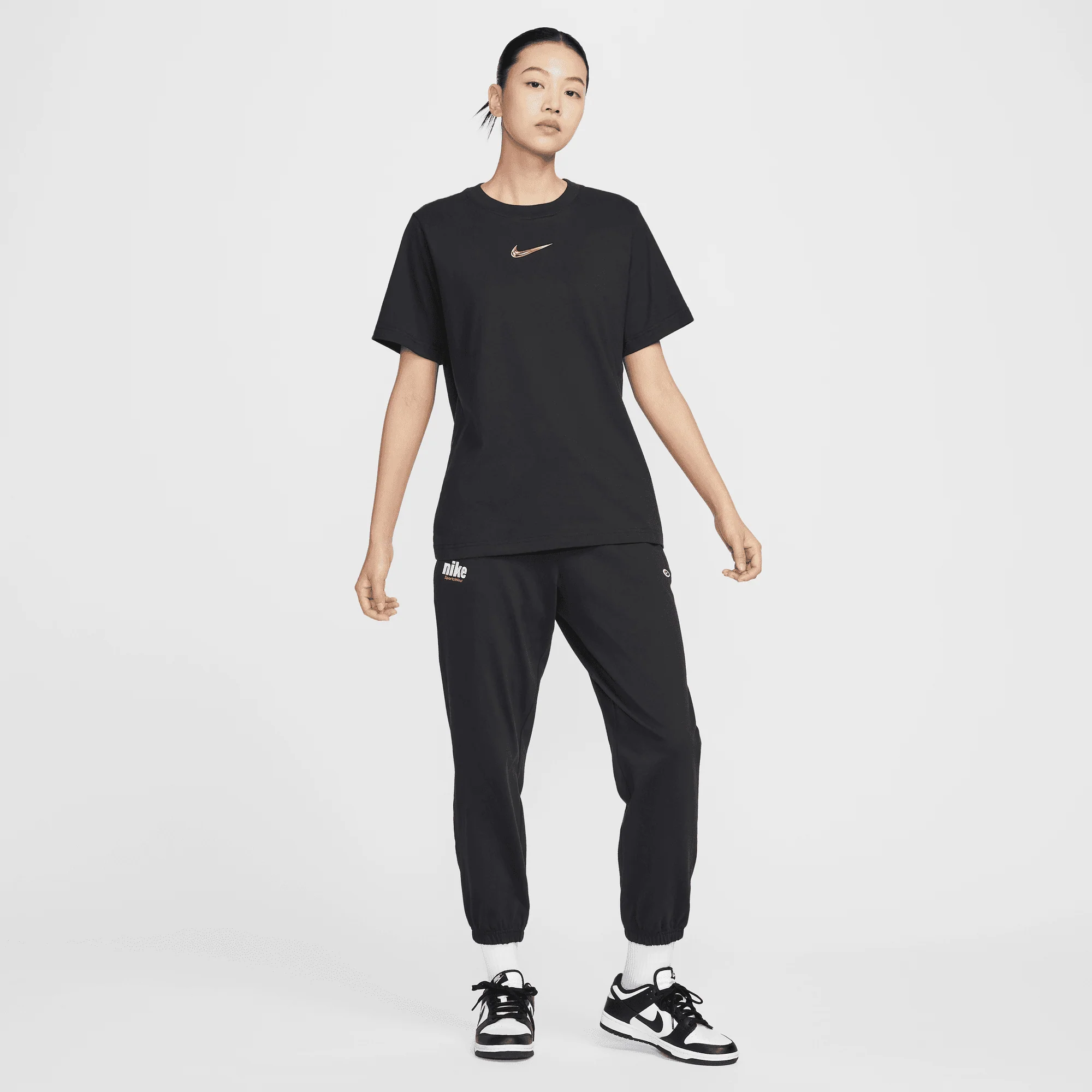 NIKE | LOOSE SHORT-SLEEVE GRAPHIC T-SHIRT { BLACK - Image 6