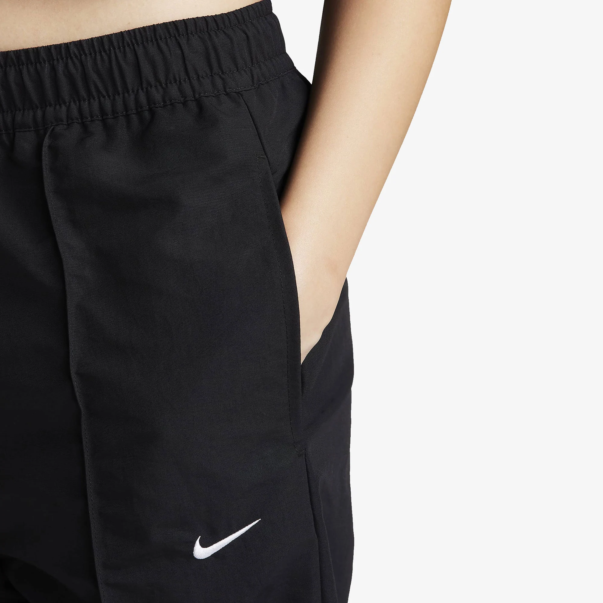 NIKE | SPORTSWEAR EVERYTHING WOVENS { BLACK OR GREY - Image 3
