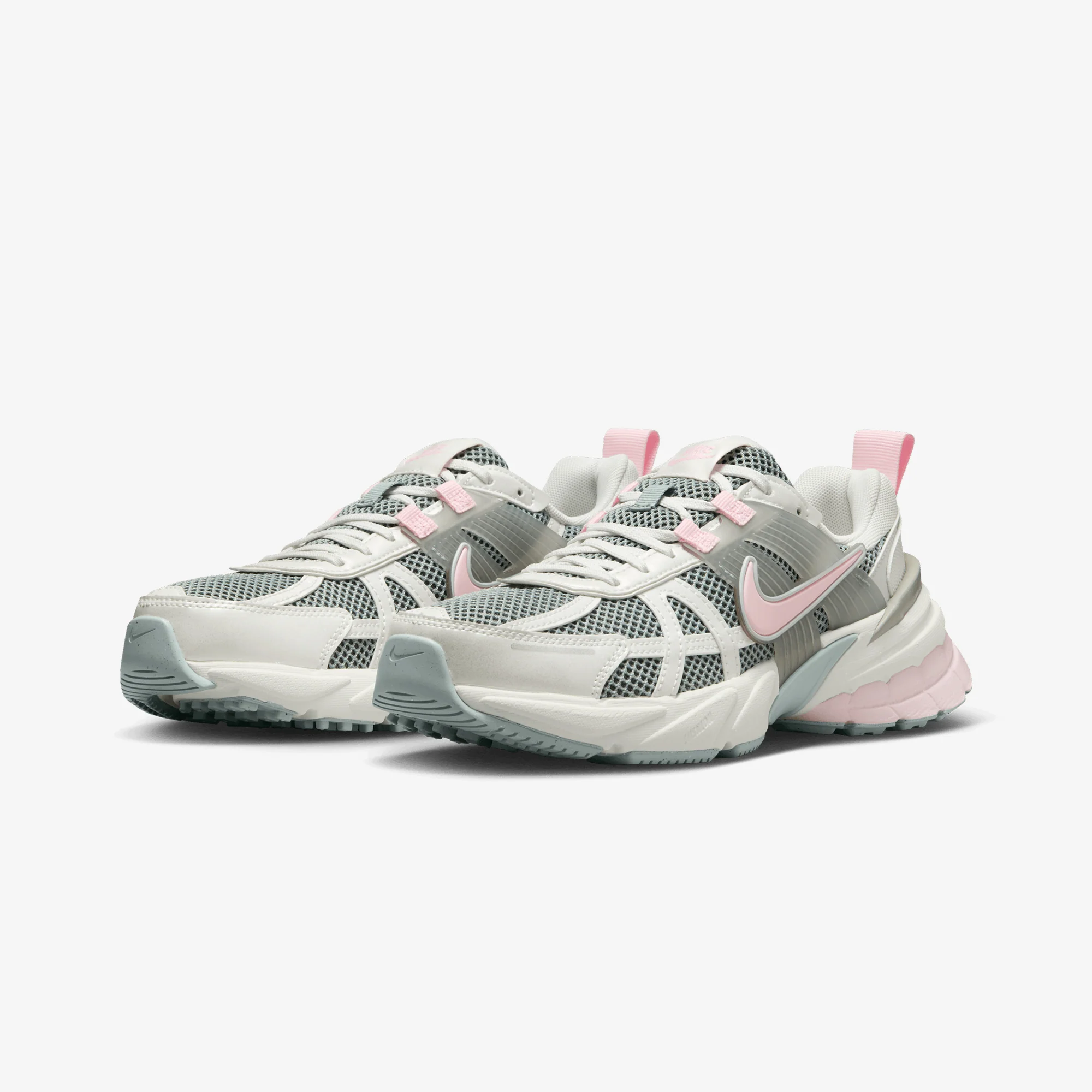 NIKE | V2K RUN { LIGHT PUMICE/PINK FOAM -PHOTON DUST - Image 3
