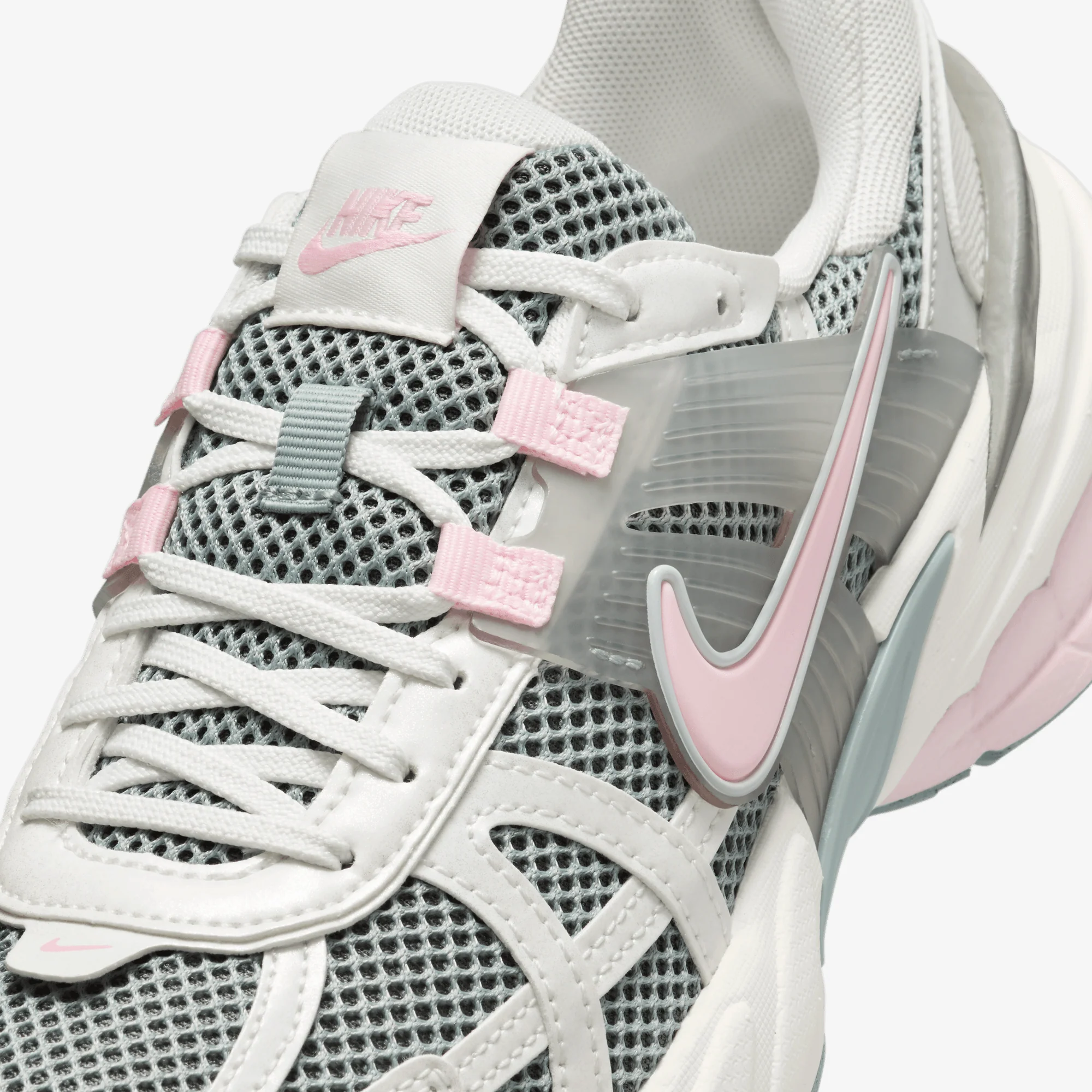 NIKE | V2K RUN { LIGHT PUMICE/PINK FOAM -PHOTON DUST - Image 5