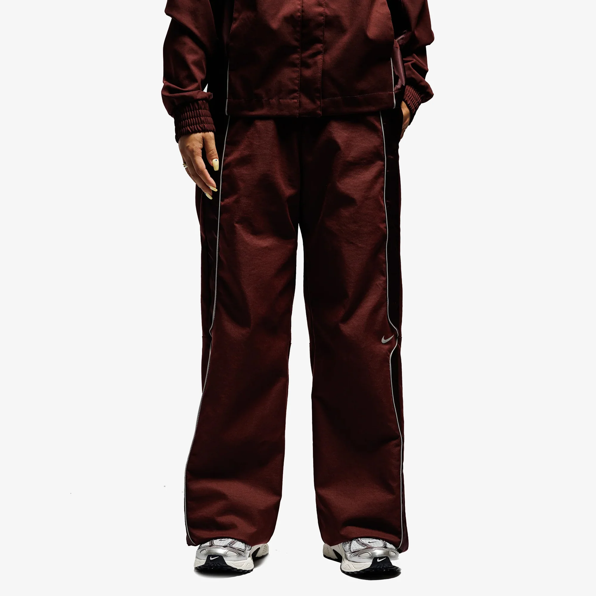 NIKE | WOVEN PANTS { BURGUNDY CRUSH/BURGUNDY CRUSH - Image 7