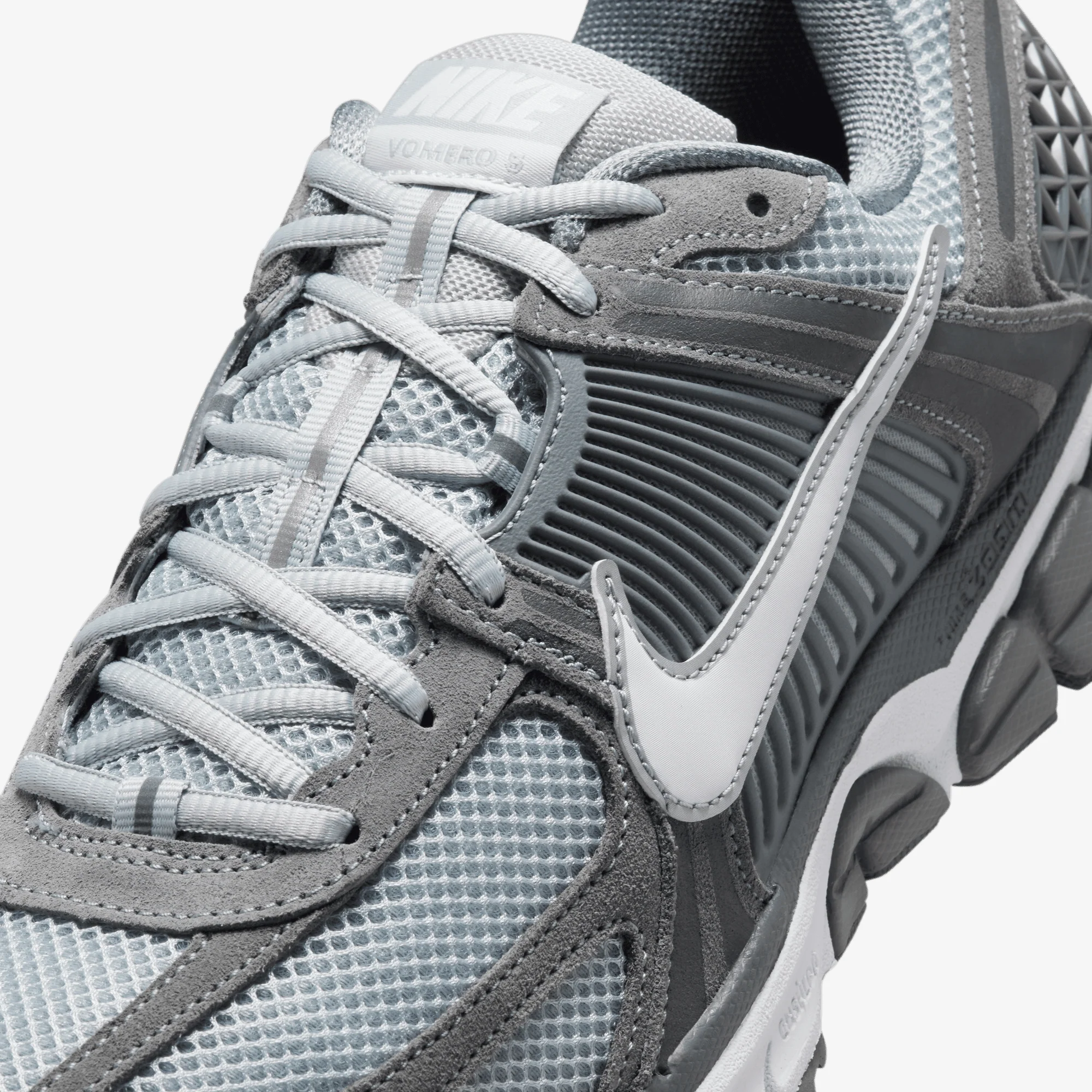 NIKE | ZOOM VOMERO 5 { COOL GREY/WHITE-WOLF GREY - Image 5