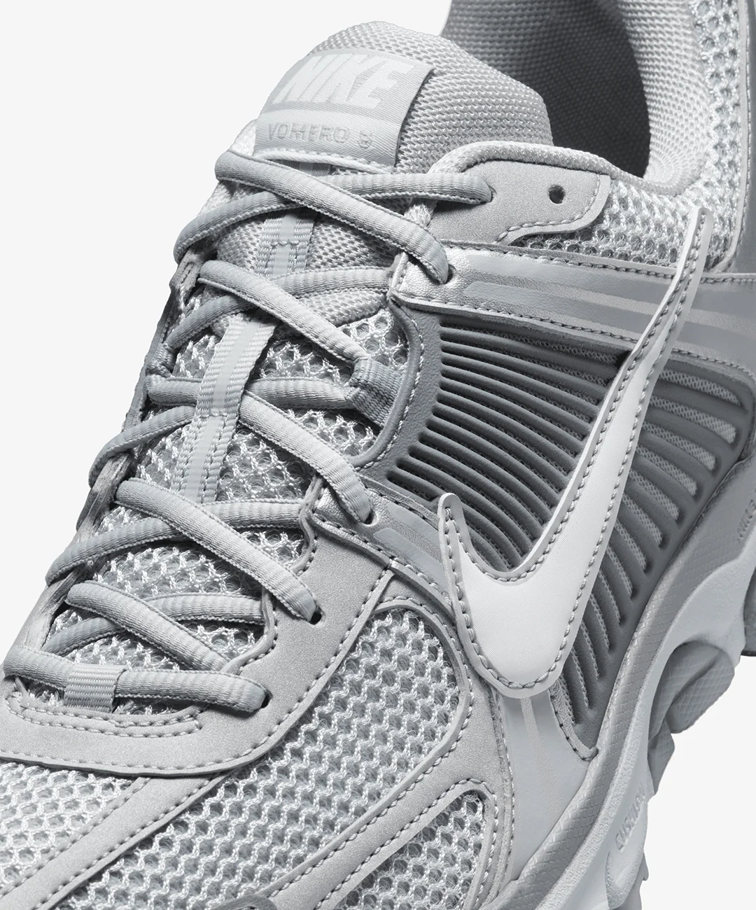 NIKE | ZOOM VOMERO 5 { WOLF GREY/WHITE-METALLIC SILVER - Image 6