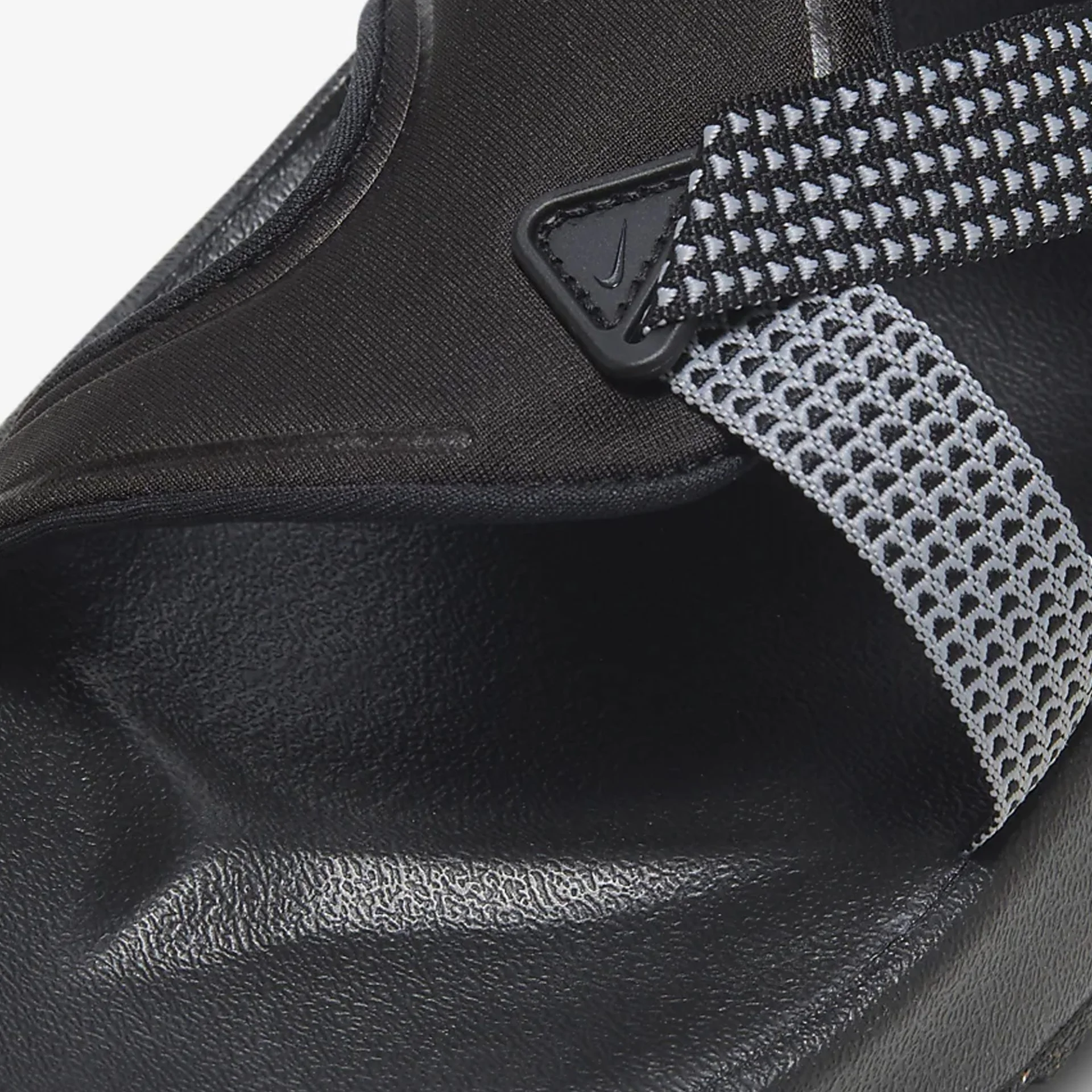 Nike | ONEONTA  { BLACK - Image 4