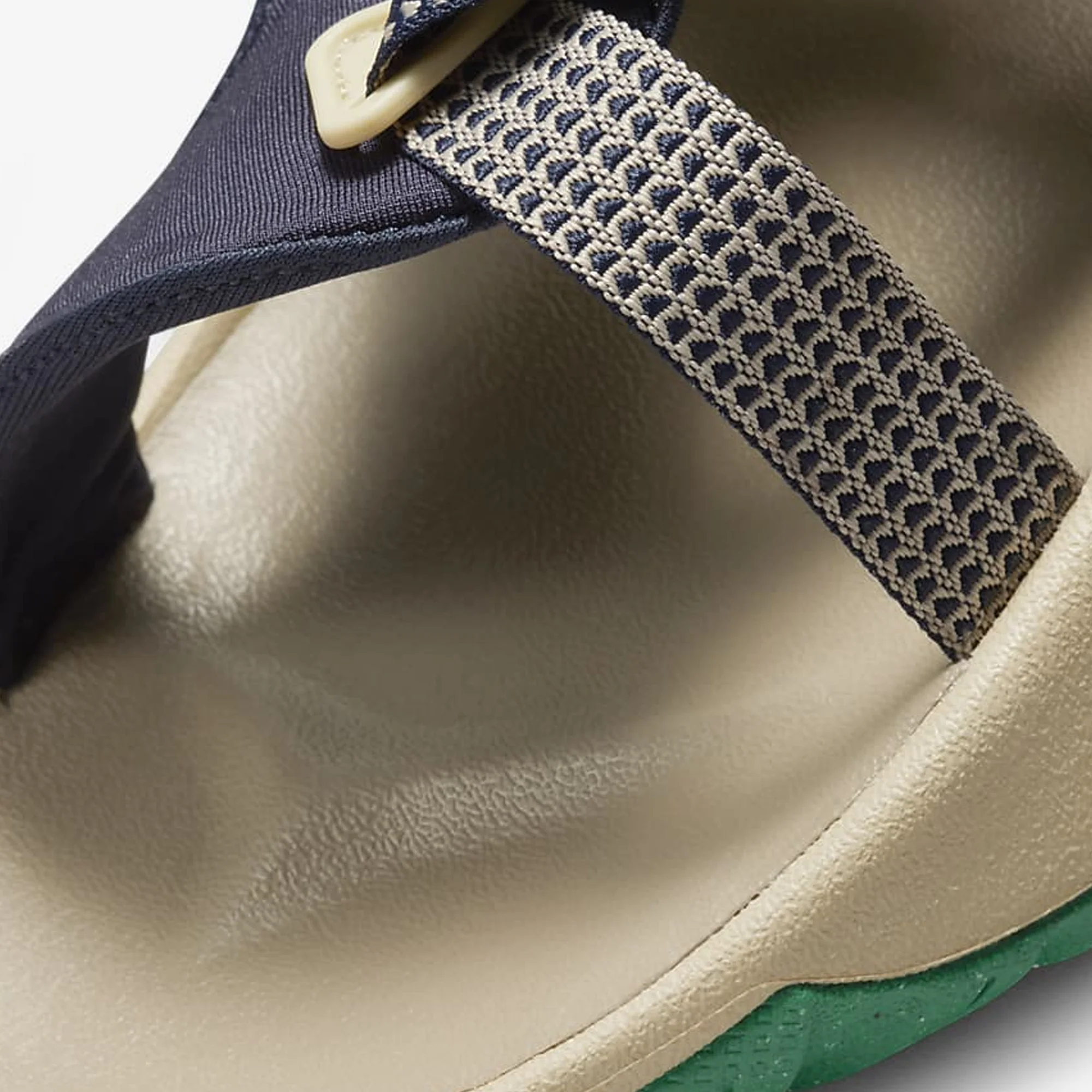Nike | ONEONTA { OBSIDIAN/VOLT-FADED SPRUCE-KHAKI - Image 3