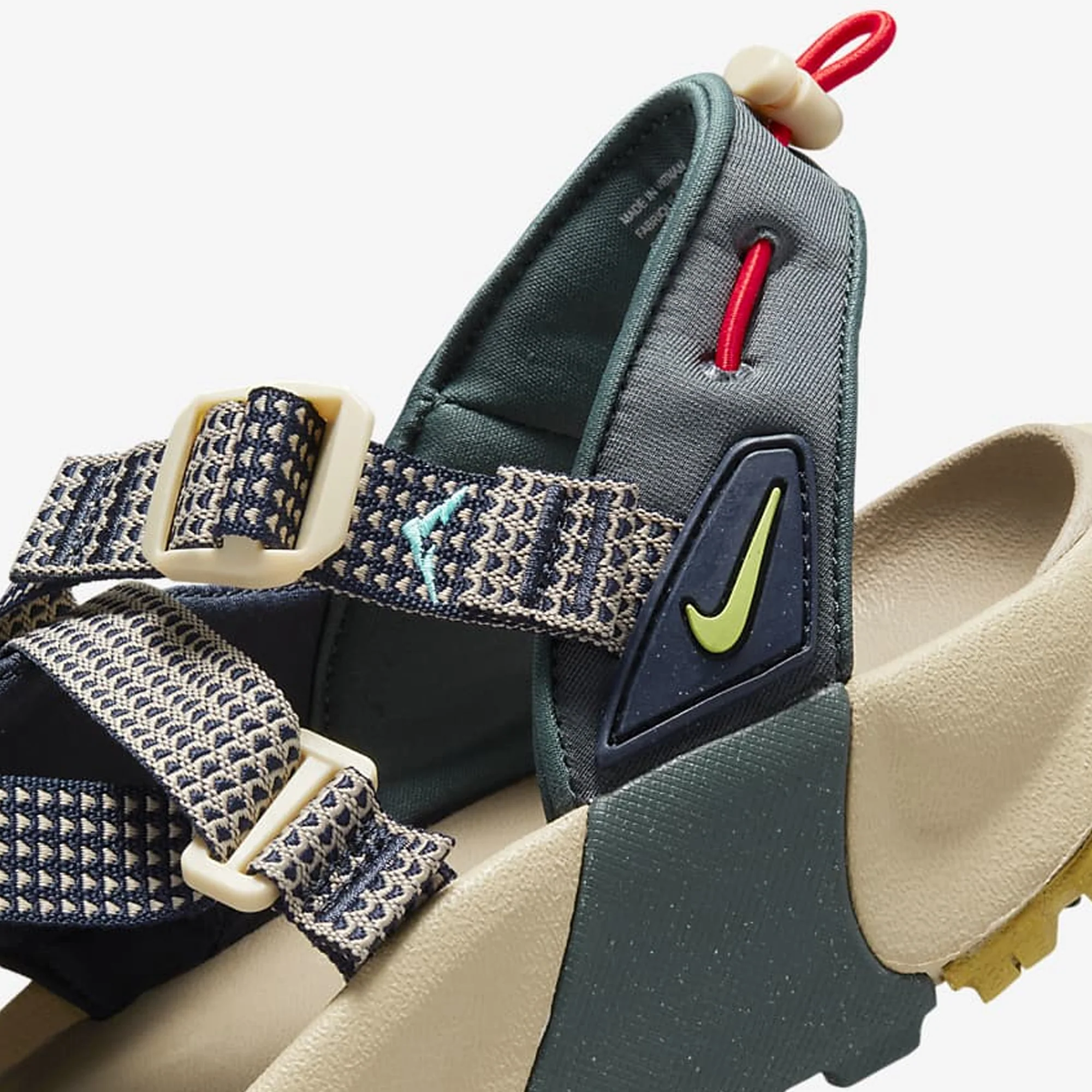Nike | ONEONTA { OBSIDIAN/VOLT-FADED SPRUCE-KHAKI - Image 4