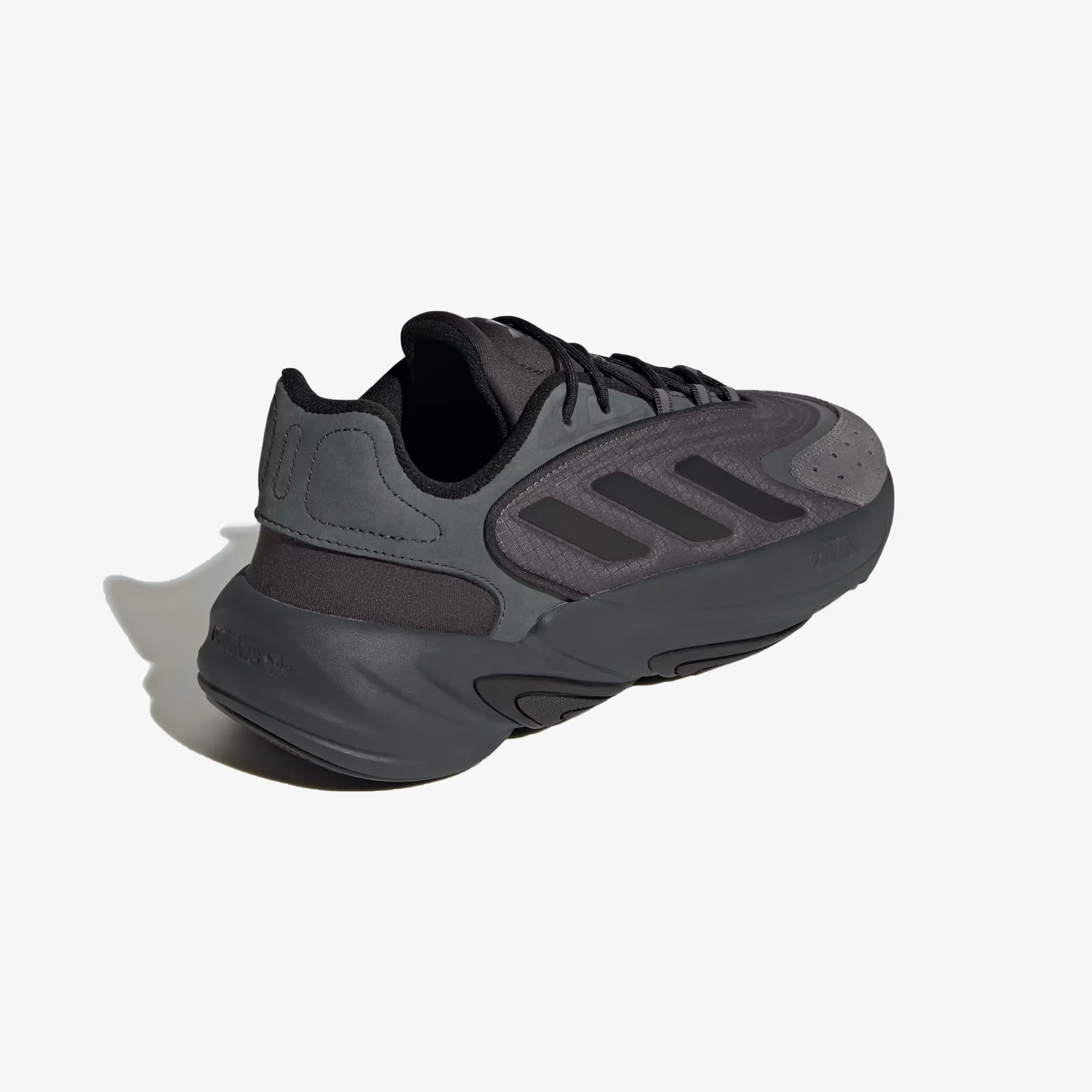Adidas Originals | OZELIA { CARBON/CORE BLACK/GREY FIVE - Image 3