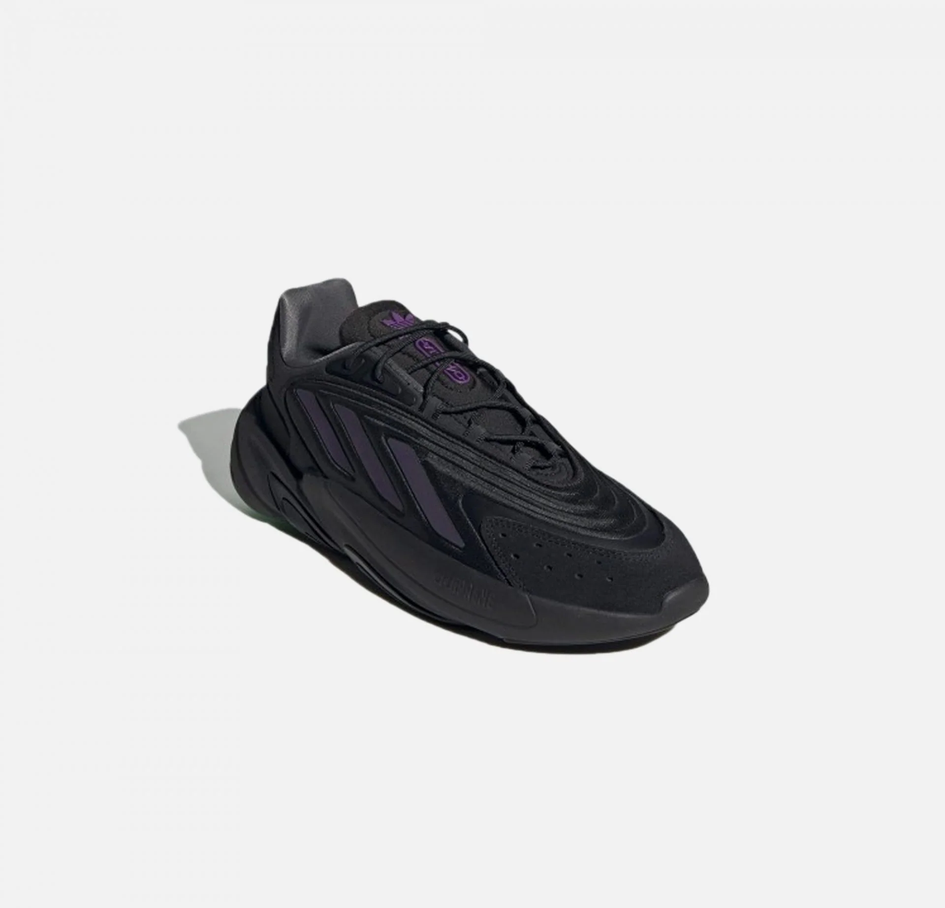 Adidas Originals | OZELIA { CORE BLACK - Image 2