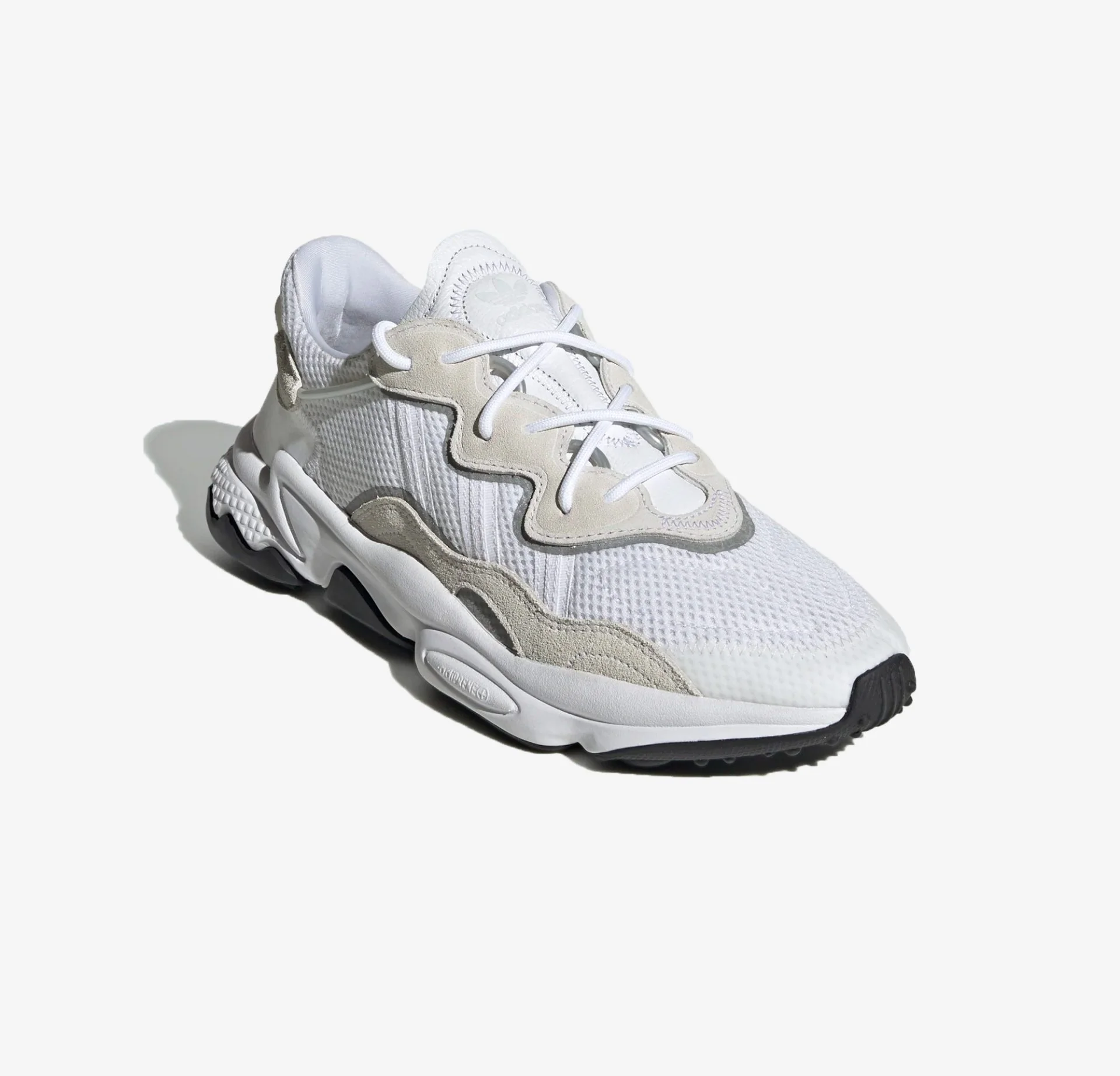 Adidas Originals | OZWEEGO { CLOUD WHITE/ CORE BLACK - Image 2