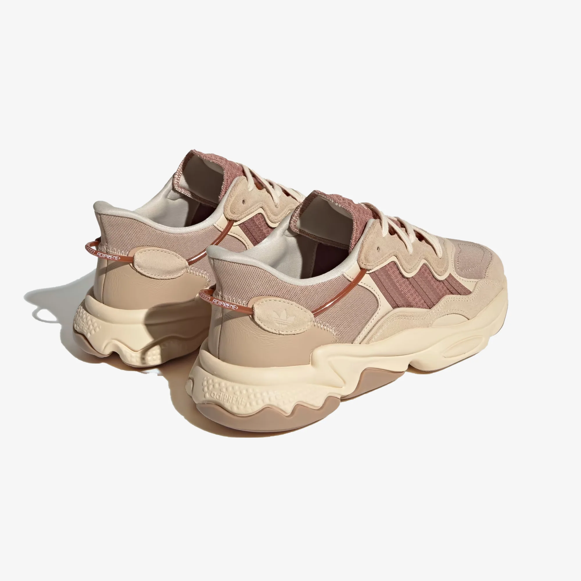 Adidas Originals | OZWEEGO { MAGIC BEIGE/CLAY STRATA/SAND STRATA - Image 3