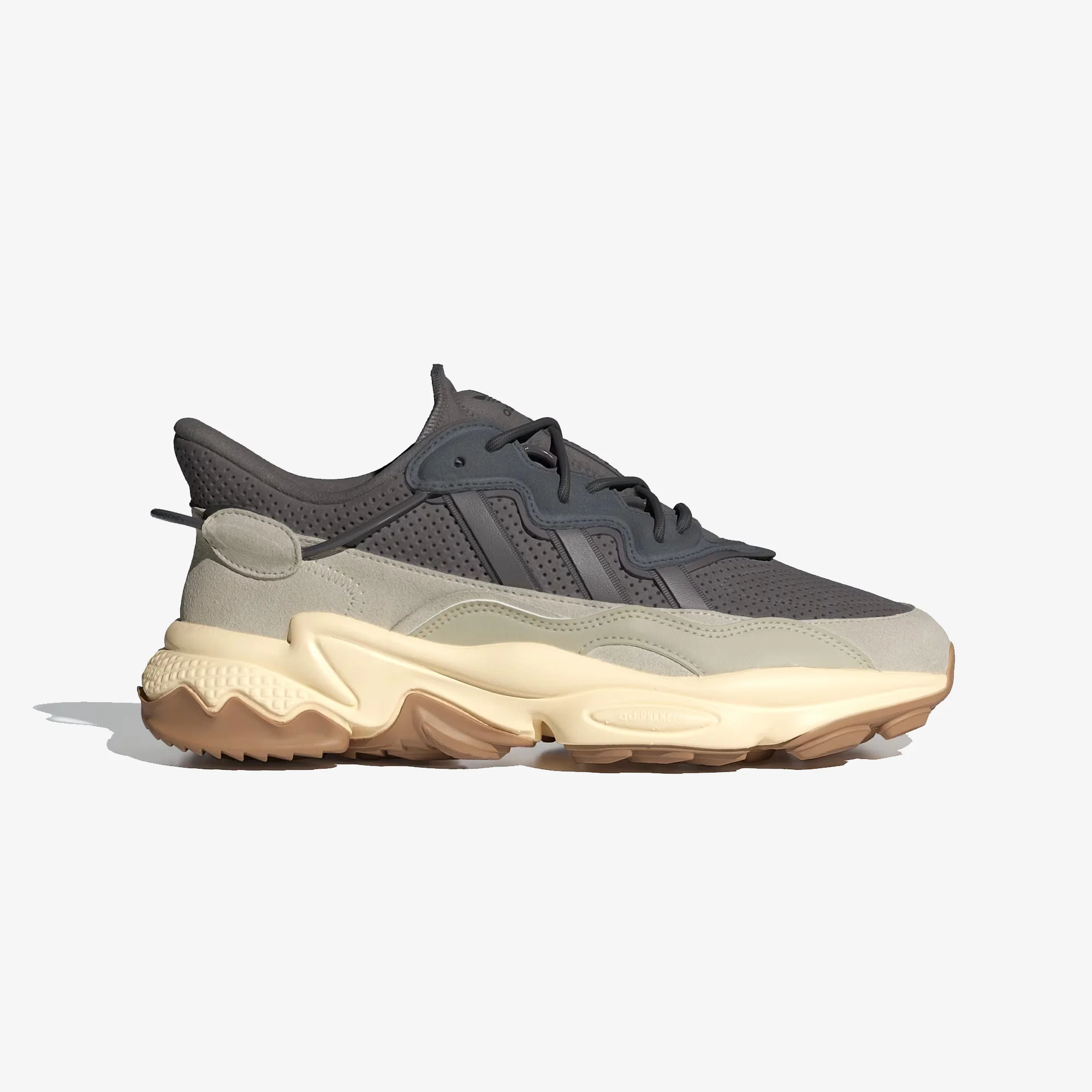 Adidas Originals | OZWEEGO TR { CHARCOAL S24/PUTTY GREY S24/SAND STRATA S23