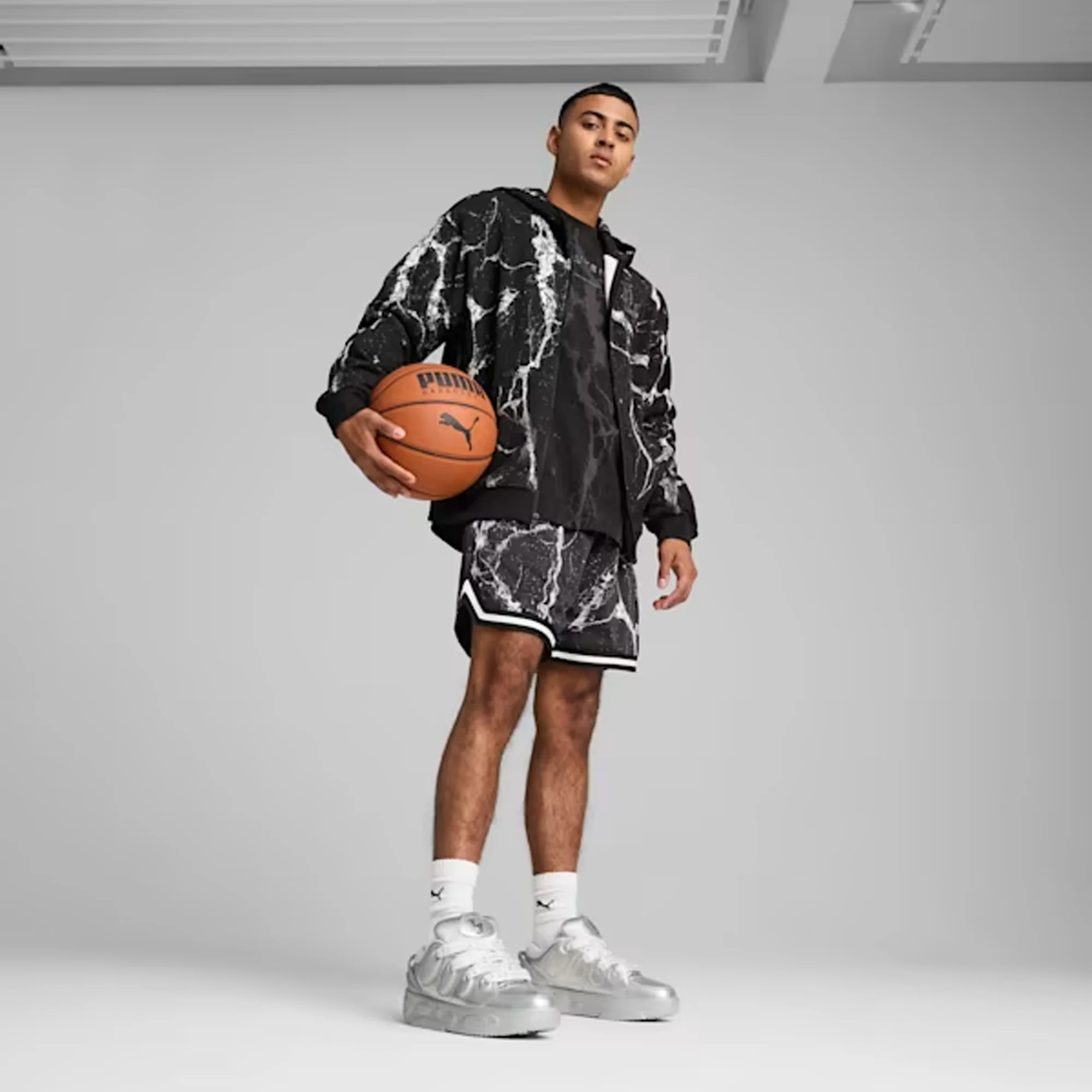 PUMA | HOOPS x LAFRANCE WRITTEN IN CHROME SHORTS { PUMA BLACK/WHITE - Image 7