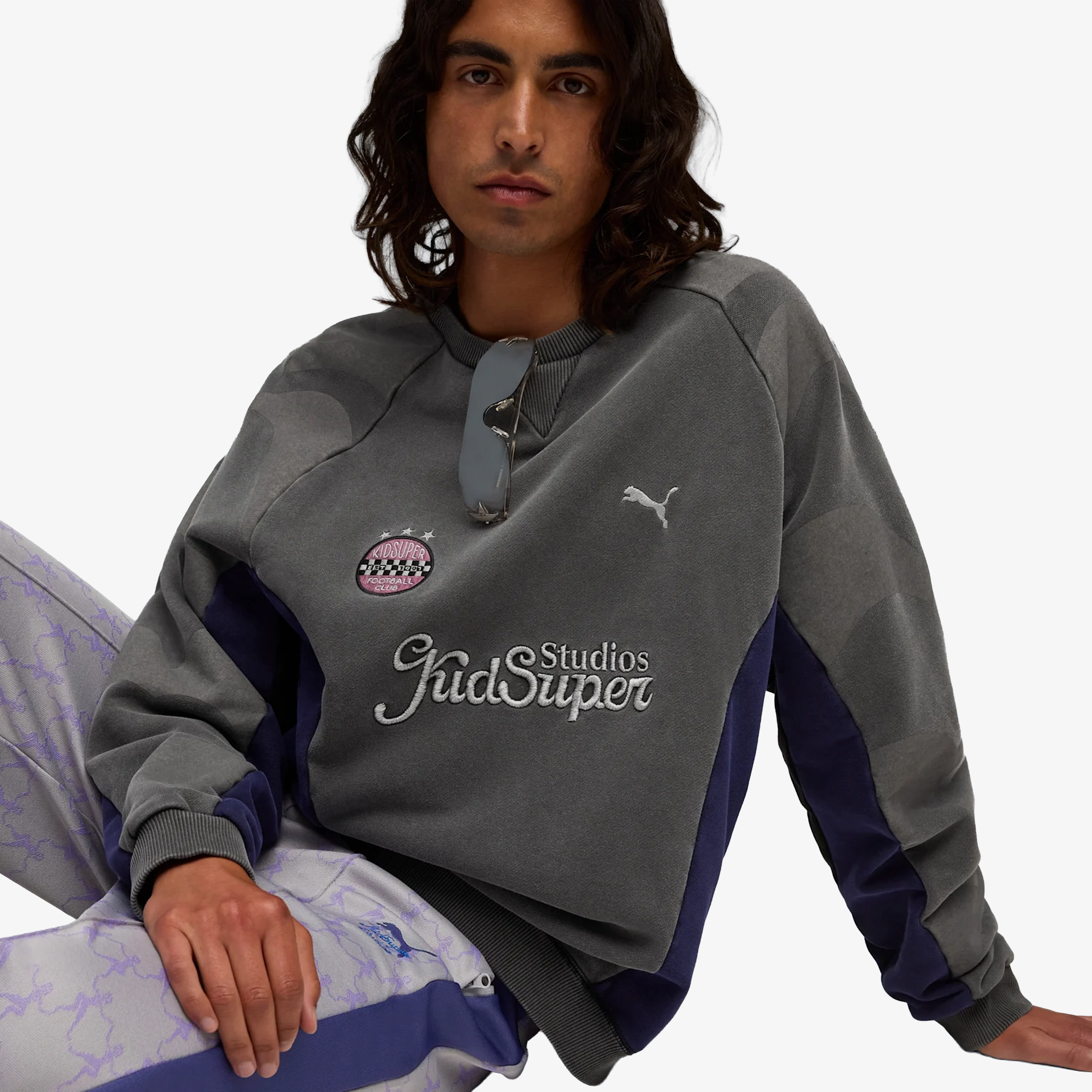 PUMA | x KIDSUPER CREW SWEAT { BLACK-NAVY - Image 5