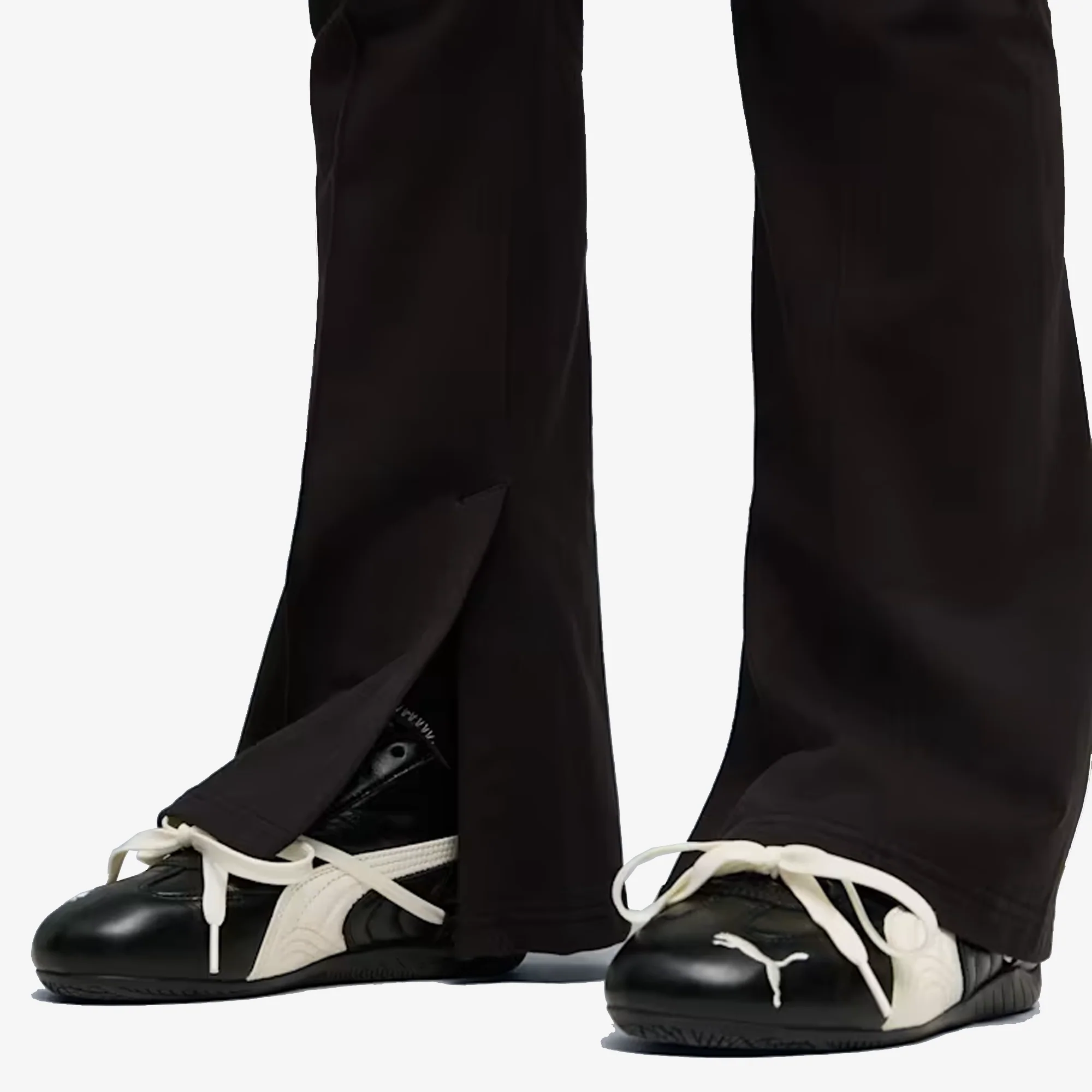 Puma | x ROSÉ FLARED LEGGINGS { PUMA BLACK - Image 3