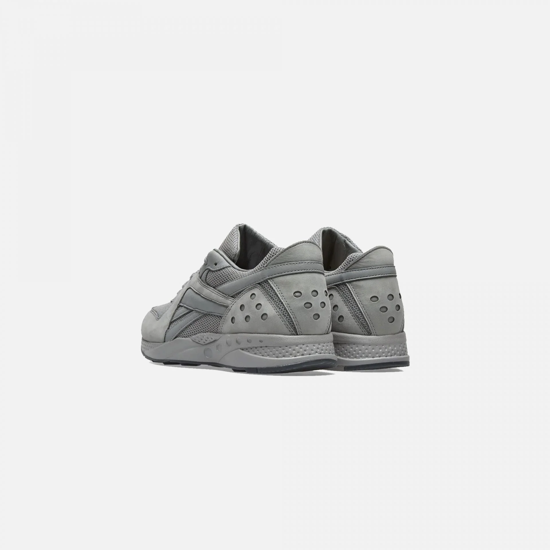 Reebok | PYRO - Image 3
