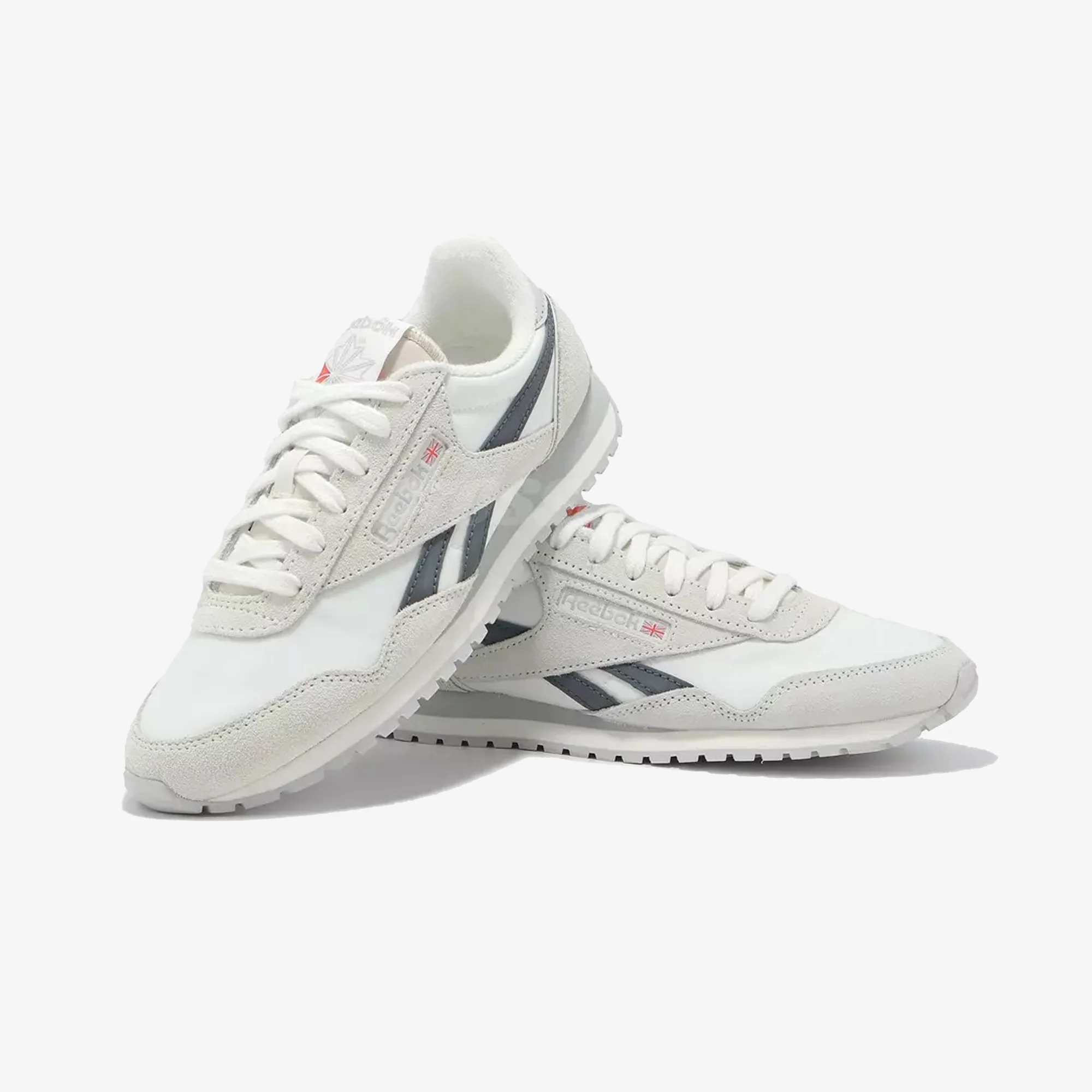 Reebok | CLASSIC AZ { WHITE - Image 2