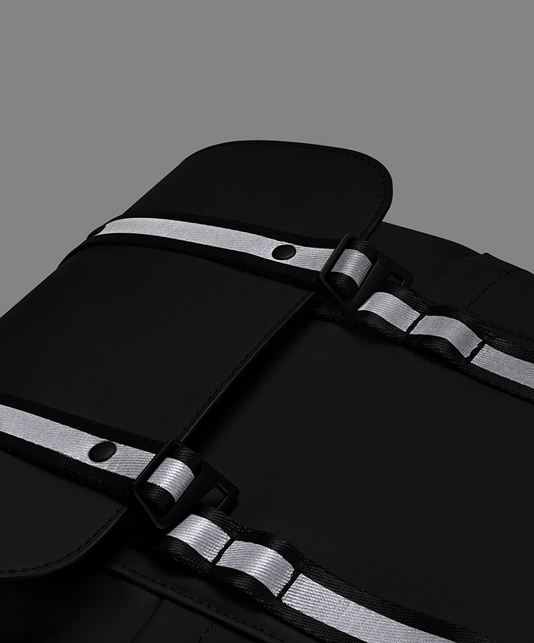 Gaston Luga | SPLASH MINI { BLACK - Image 3