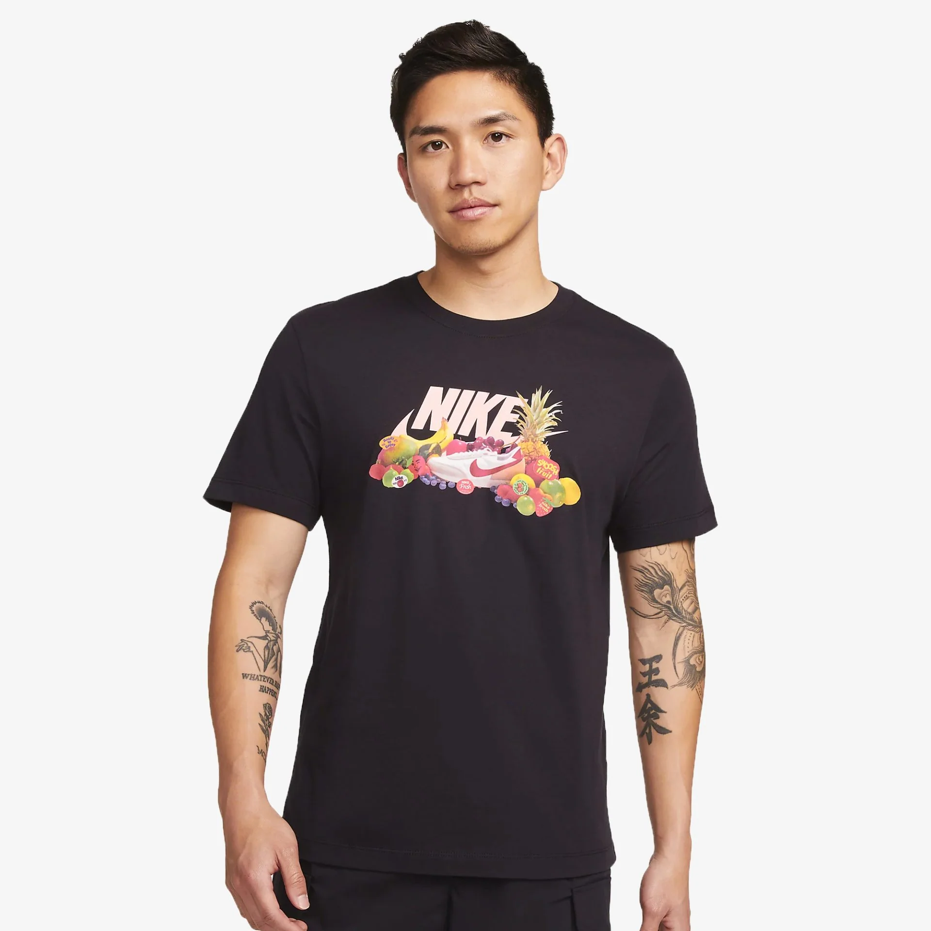 Nike | SPORTSWEAR T-SHIRT { BLACK