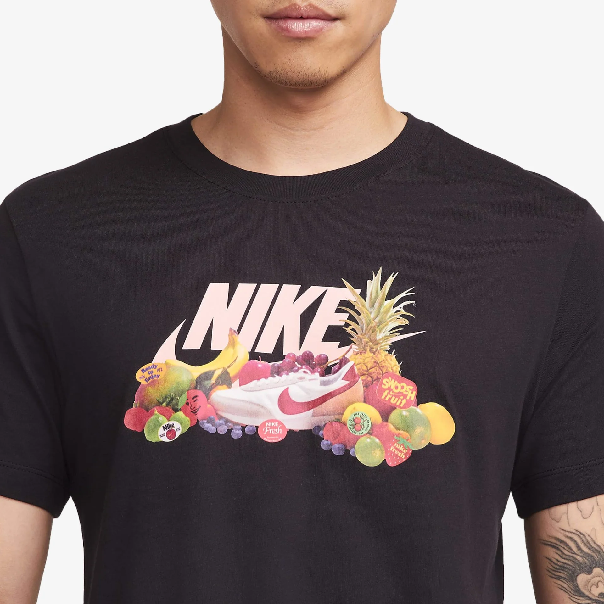 Nike | SPORTSWEAR T-SHIRT { BLACK - Image 2