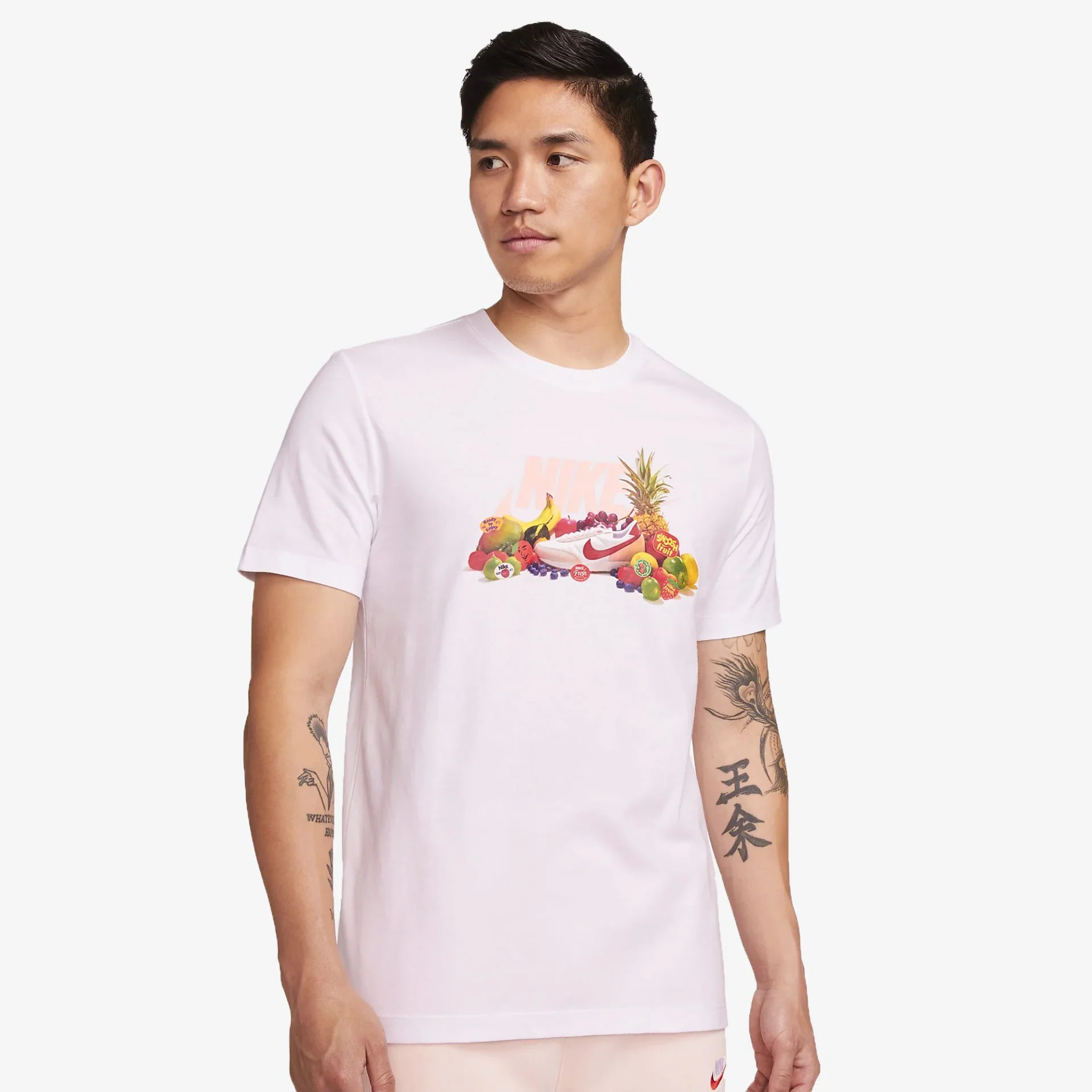 Nike | SPORTSWEAR T-SHIRT { WHITE