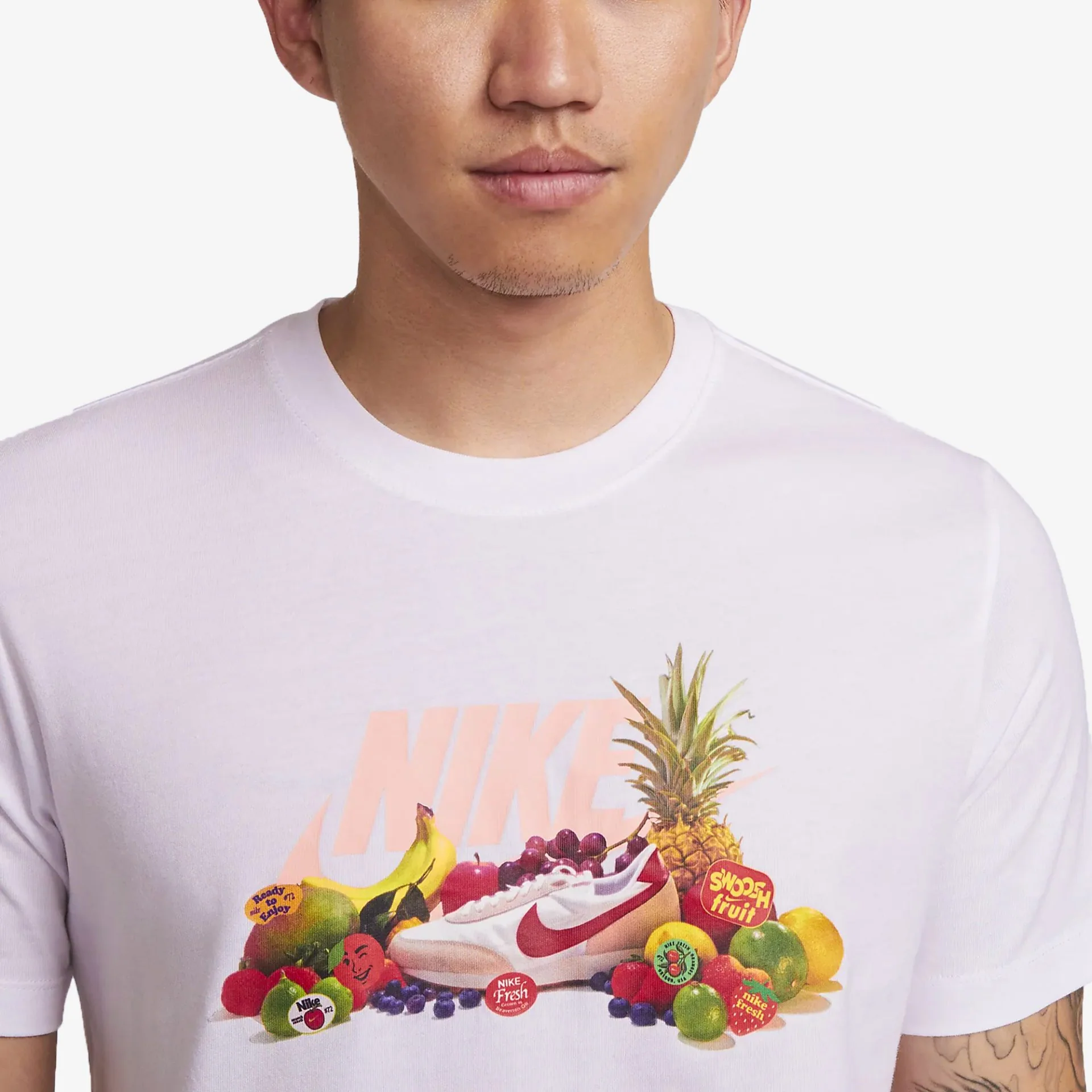 Nike | SPORTSWEAR T-SHIRT { WHITE - Image 2