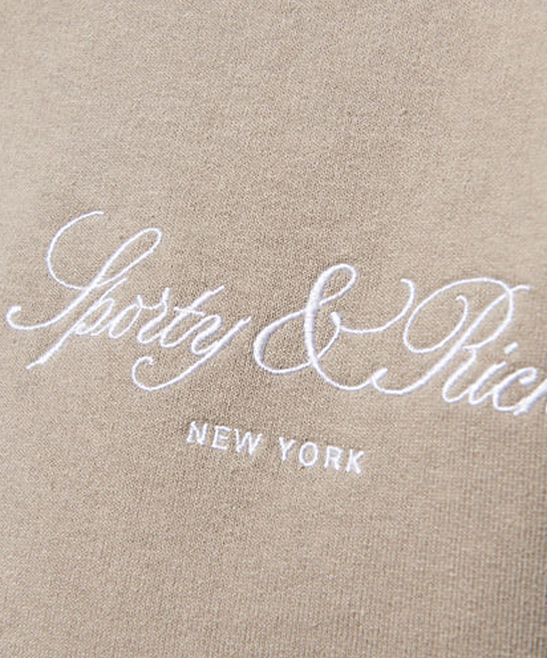 SPORTY & RICH | VENDOME SCRIPT EMBROIDERED CROPPED HOODIE { BEIGE - Image 4