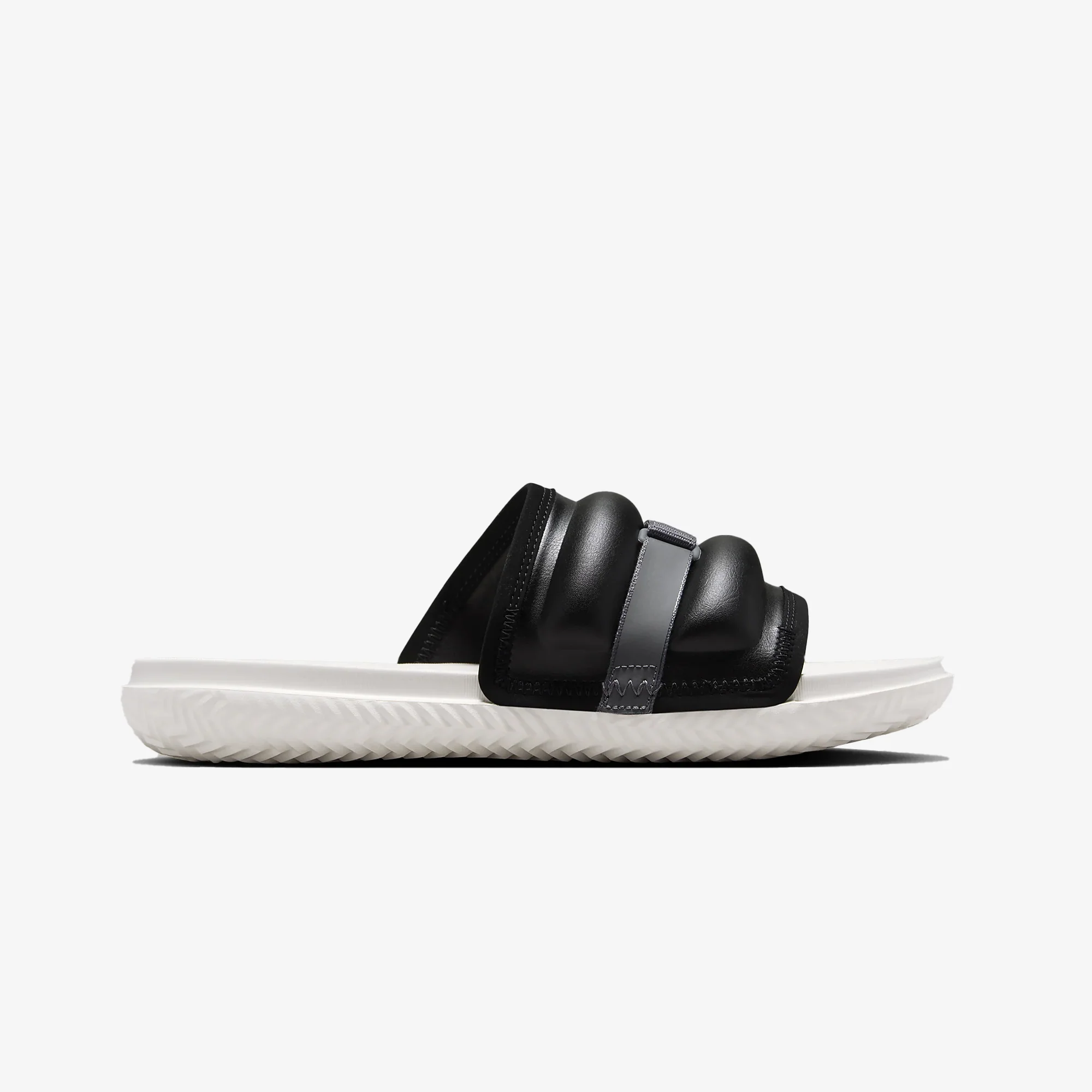 Jordan | SUPER PLAY { BLACK/PHANTOM-ANTHRACITE