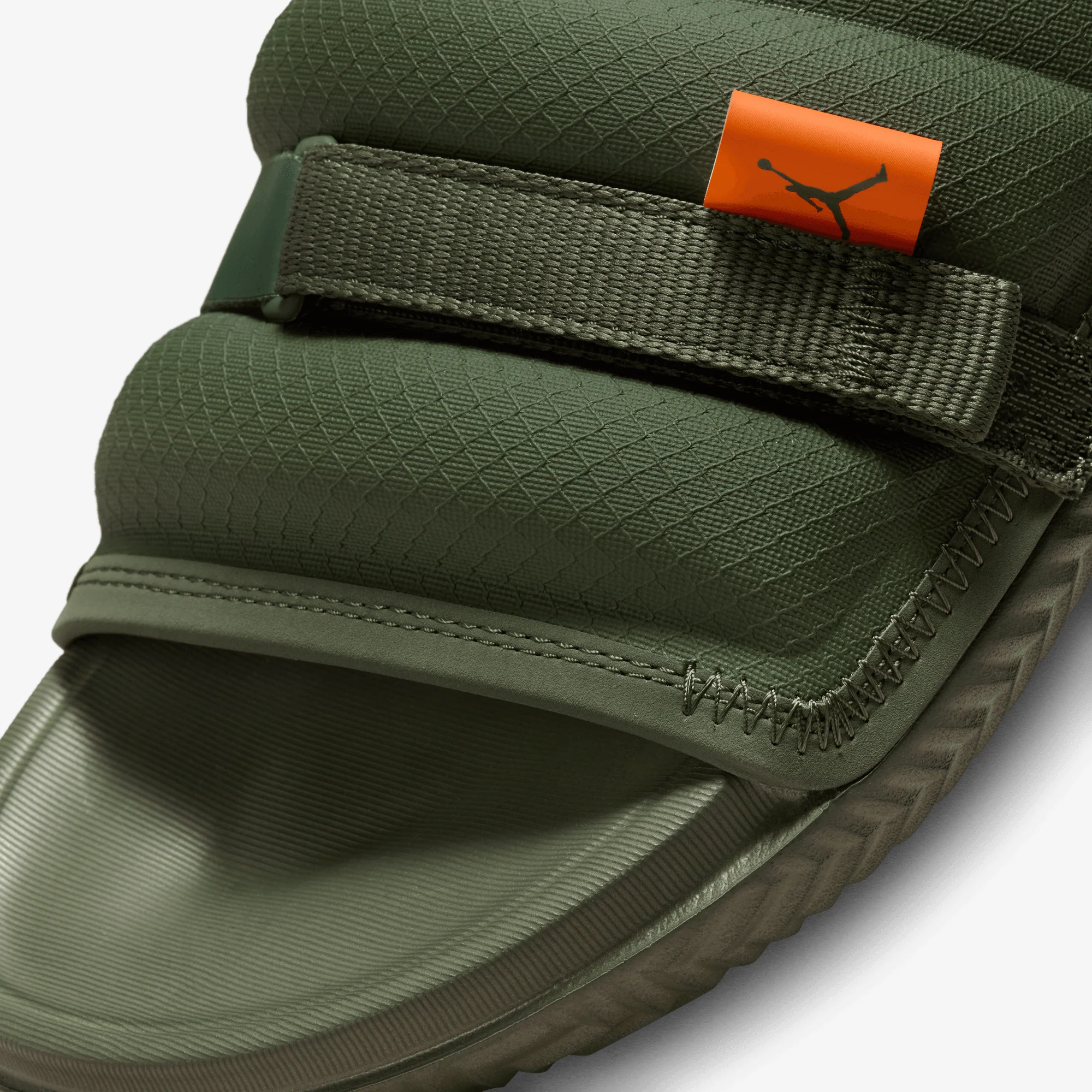Jordan | SUPER PLAY { DEEP GREEN/SAFETY ORANGE - Image 4