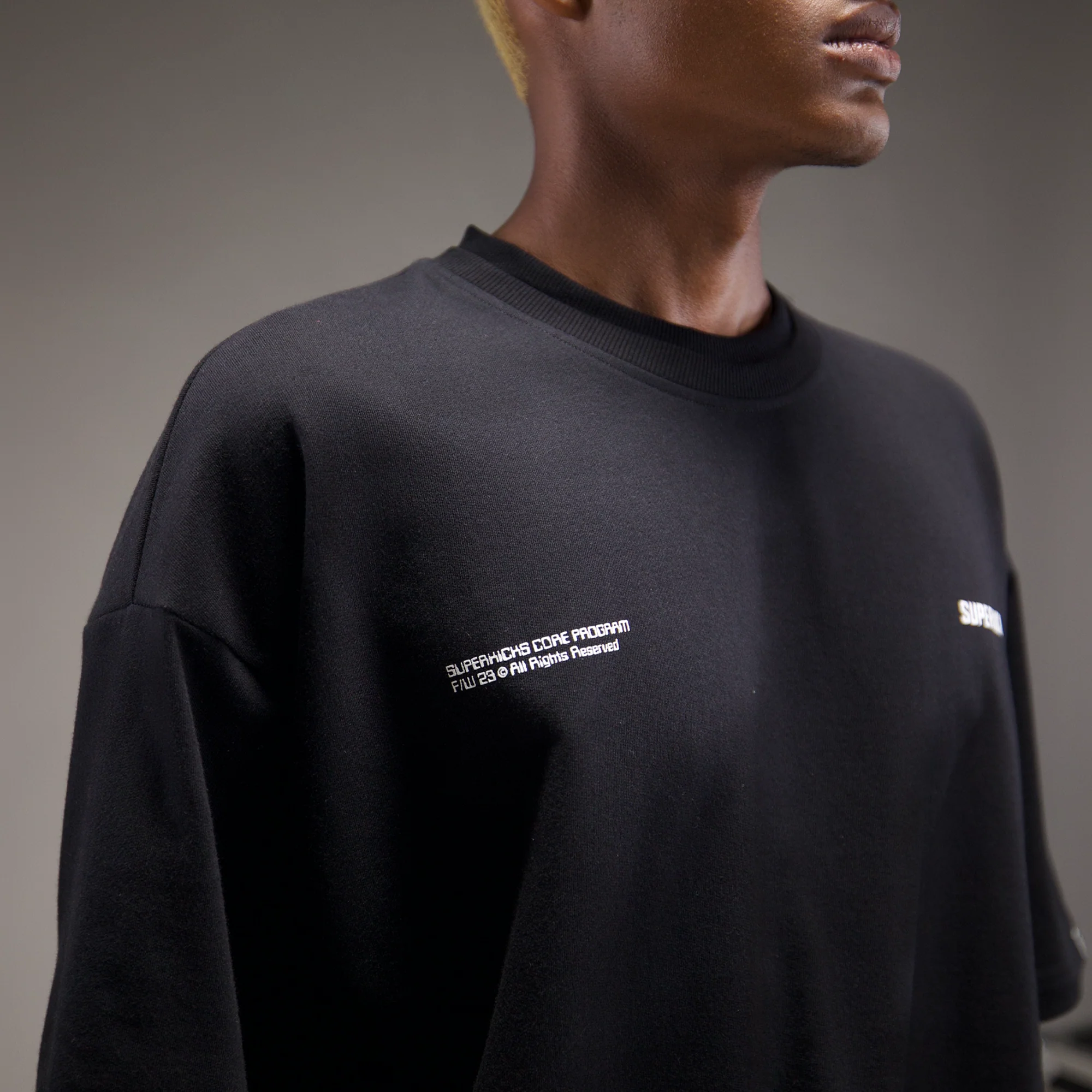Superkicks | CORE 3.0 UNISEX T-SHIRT { BLACK - Image 2