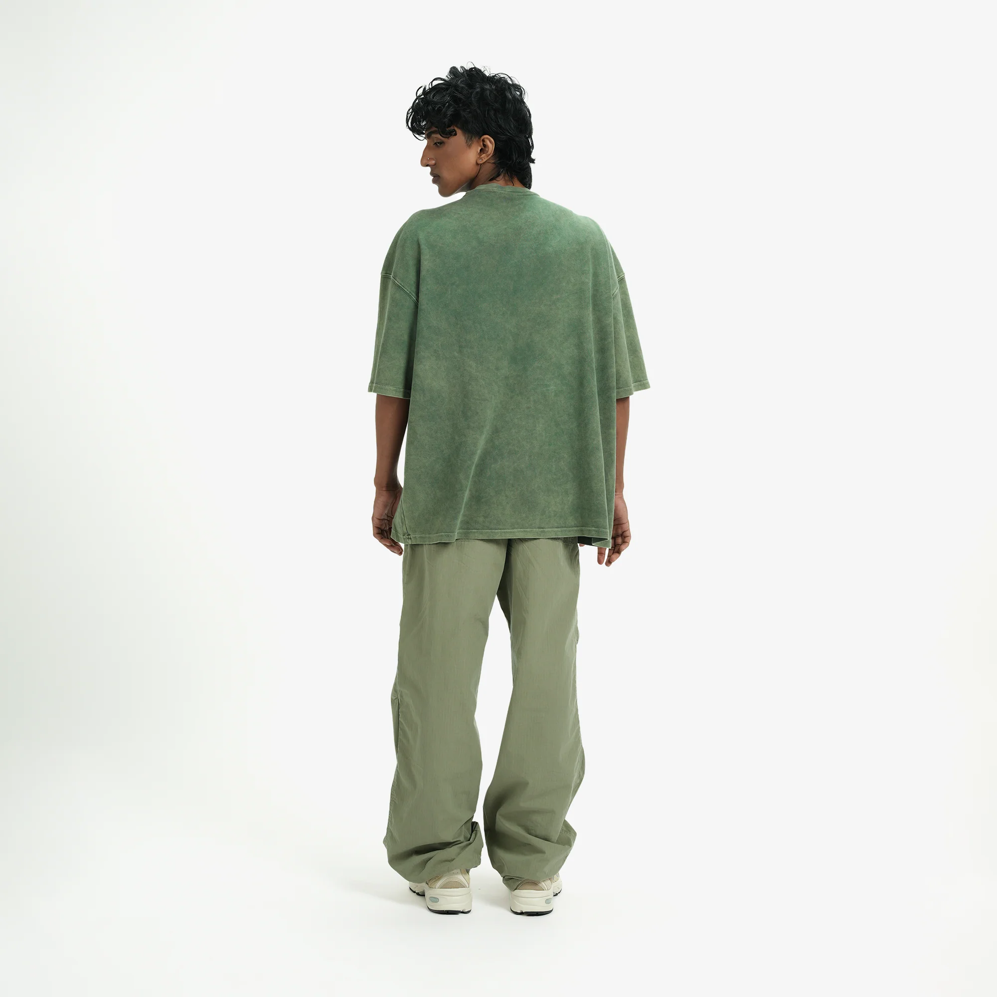 Superkicks | SIGNATURE WASHED TEE { OLIVE GREEN - Image 7