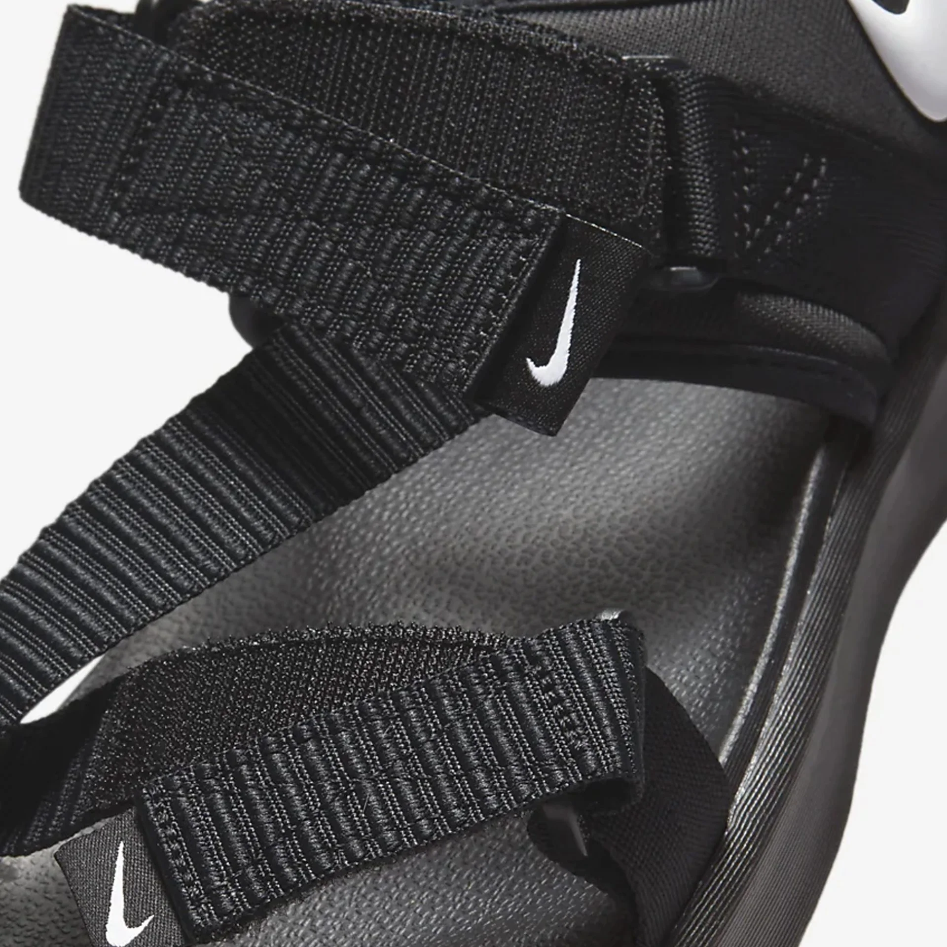Nike | VISTA { BLACK/WHITE - Image 4