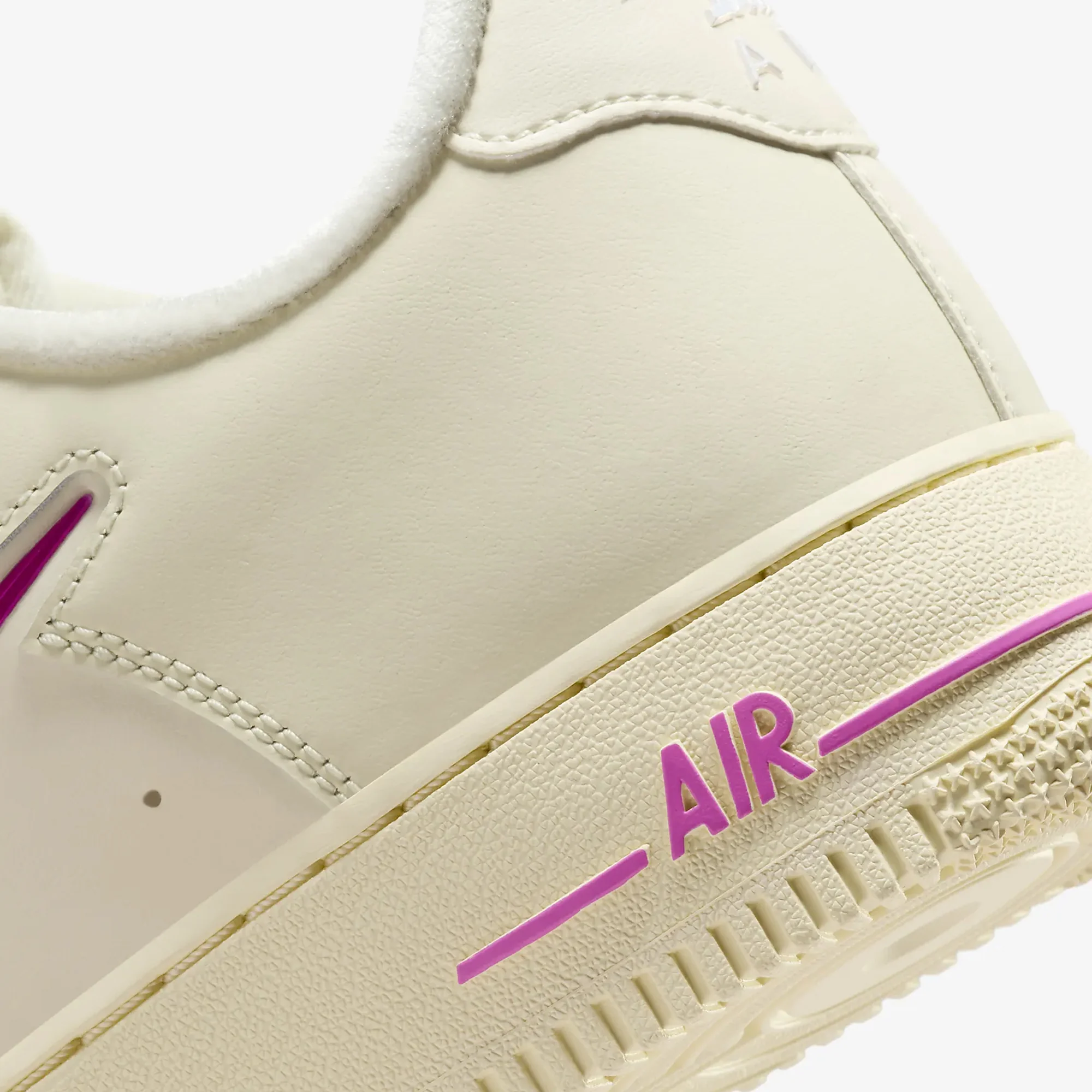 Nike | AIR FORCE 1 '07 { COCONUT MILK/PLAYFUL PINK-ALABASTER - Image 5