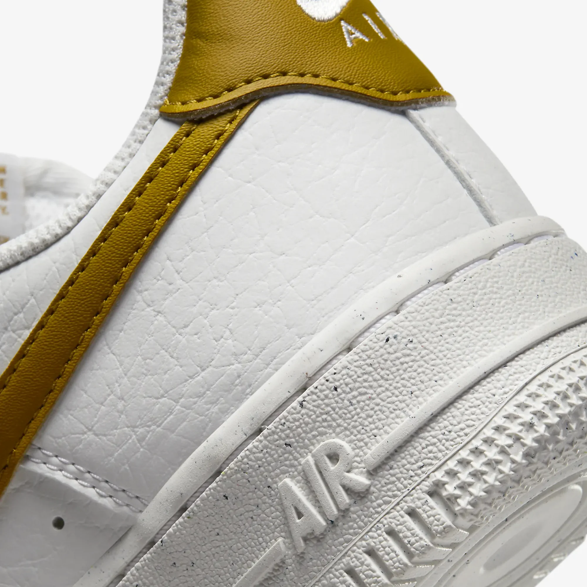 Nike | AIR FORCE 1 '07 NN { SUMMIT WHITE/BRONZINE-METALLIC SILVER - Image 5