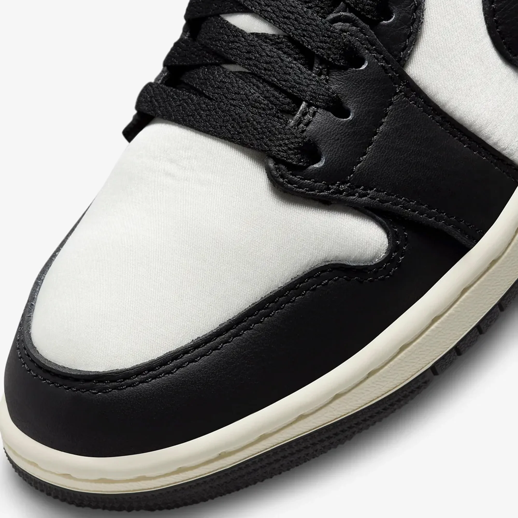 Jordan | AIR JORDAN 1 SE  { SAIL/BLACK-SAIL - Image 4