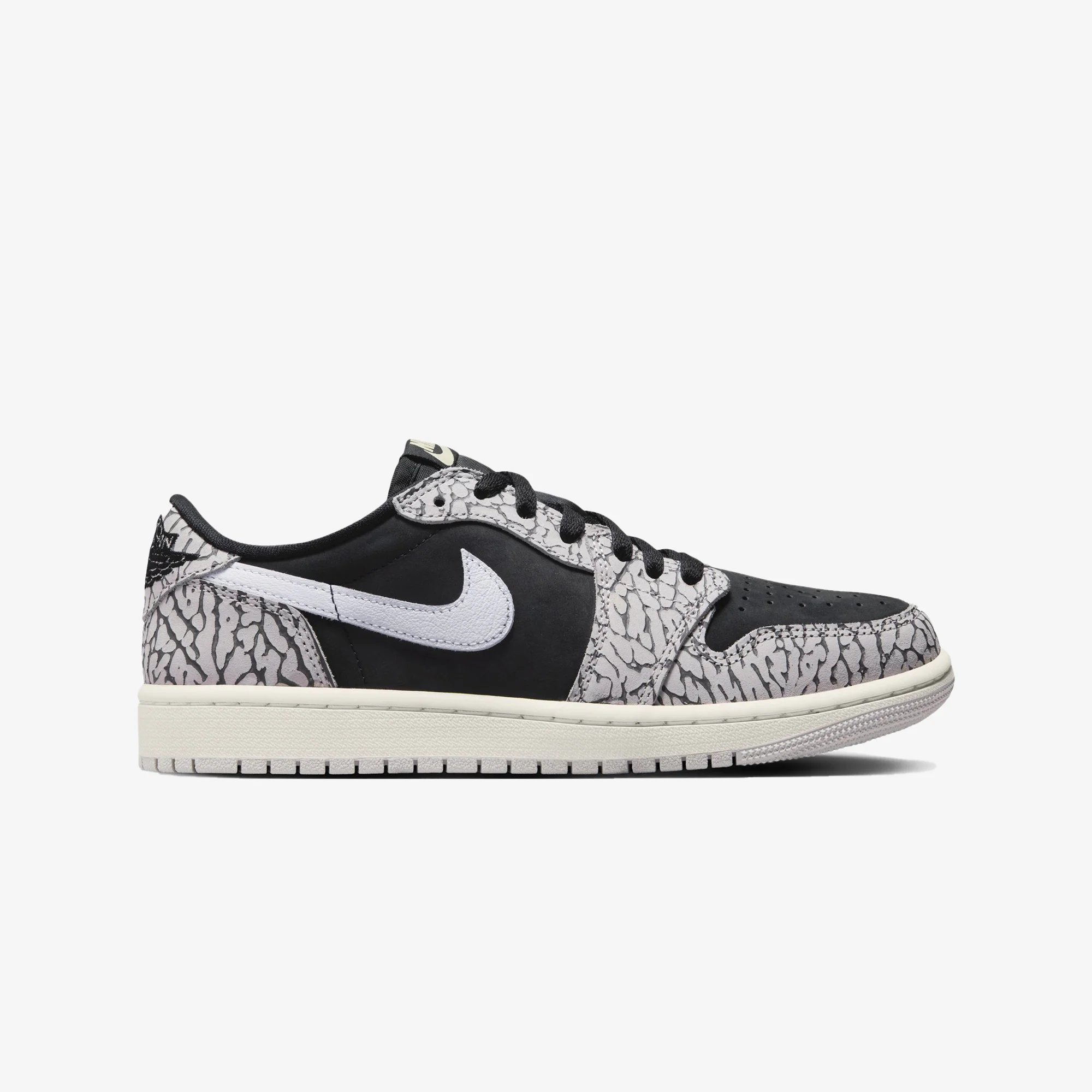 Jordan | AIR JORDAN 1 LOW OG { BLACK/MUSLIN-TECH GREY-WHITE