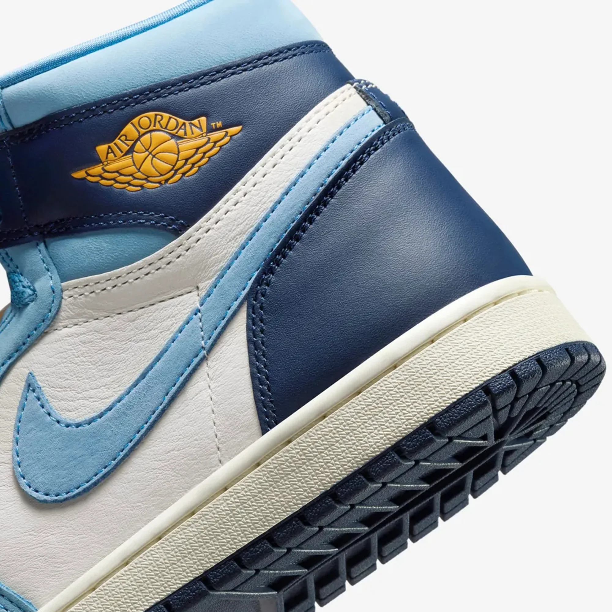 Jordan | AIR JORDAN 1 RETRO HIGH OG "FIRST FLIGHT" { UNIVERSITY BLUE/UNIVERSITY GOLD-SAIL - Image 6